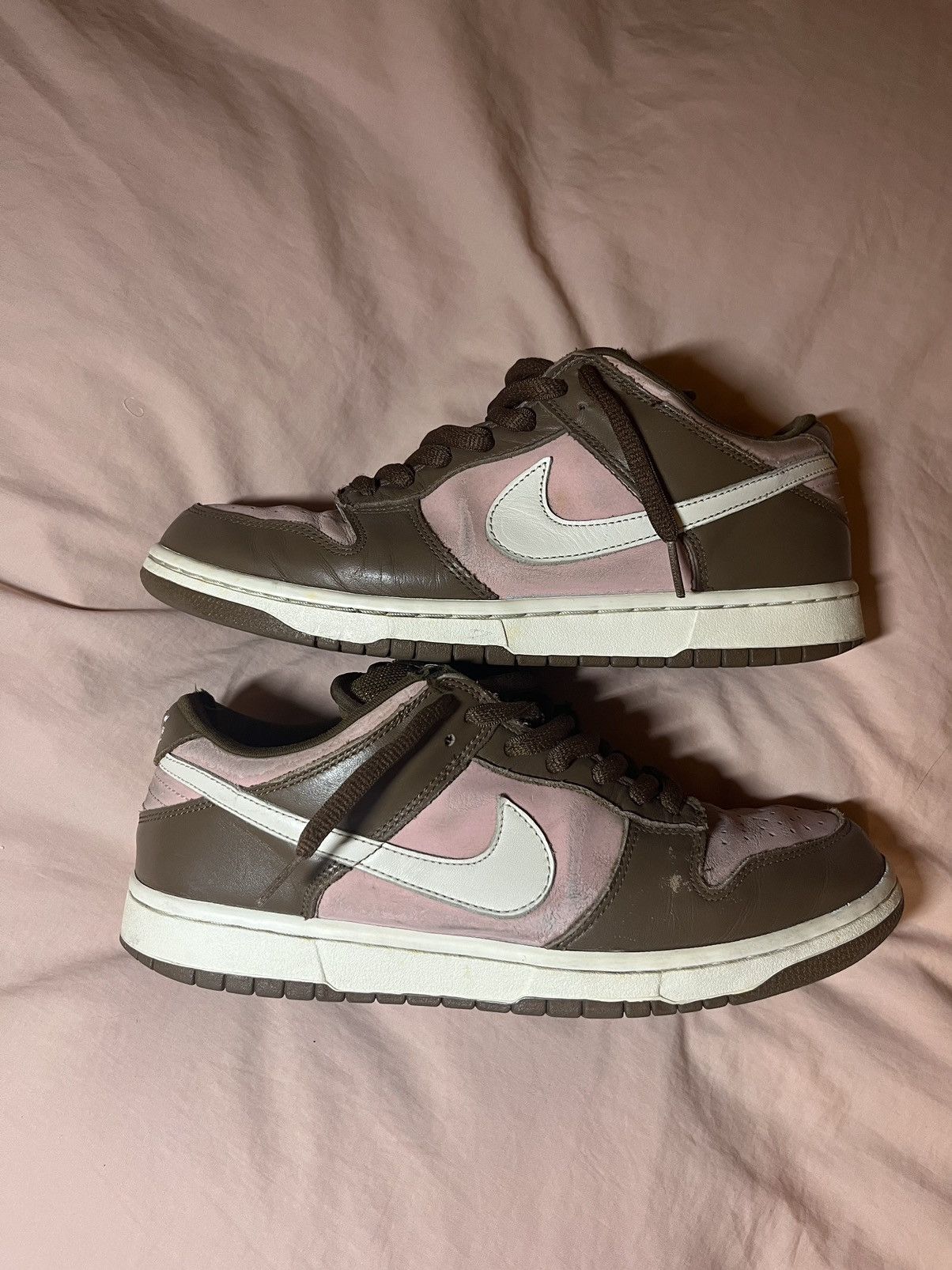 Nike SB x Stussy SB Dunk Low “Cherry” 2005