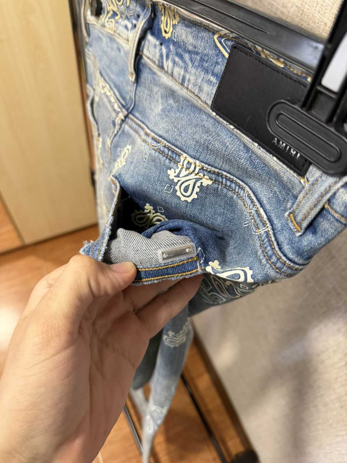 Amiri AMIRI FLOCKED PAISLEY BANDANA JEANS Size US 34 / EU 50 - 12 Thumbnail