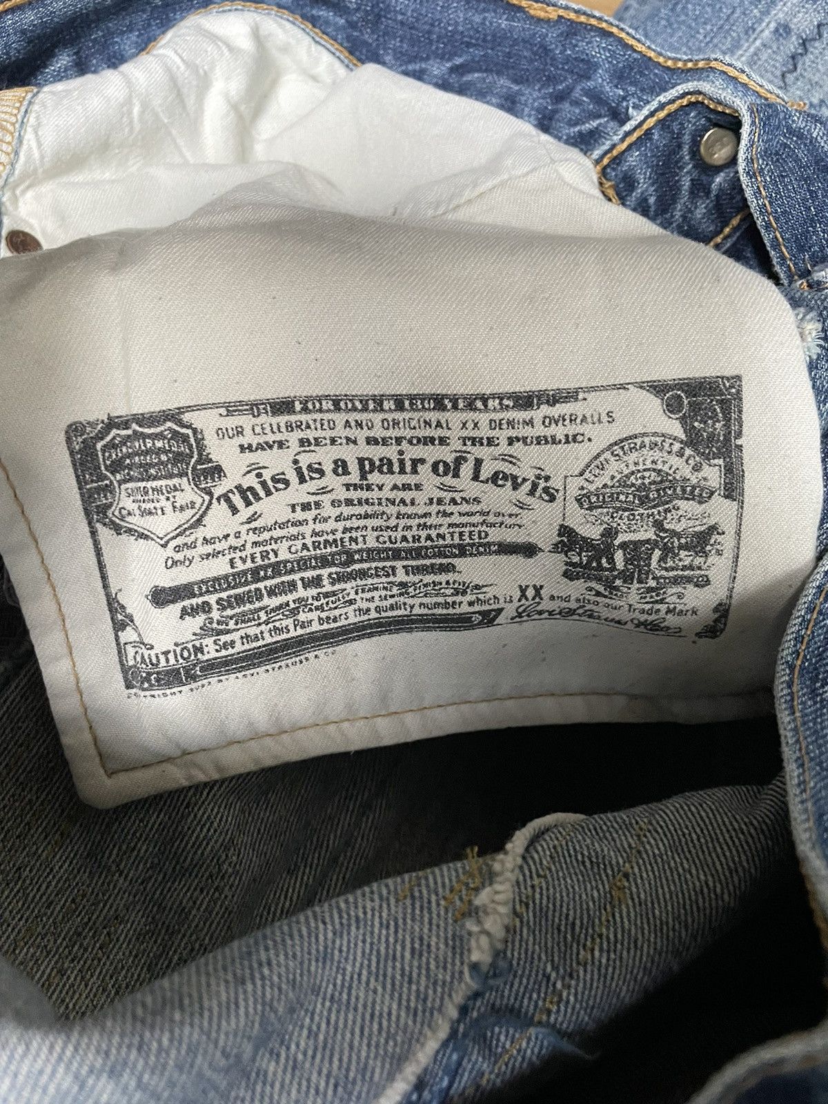 Levi's × Levi's Vintage Clothing Vintage Levi’s 501 Distressed Grunge Denim Jeans Size US 34 / EU 50 - 19 Thumbnail
