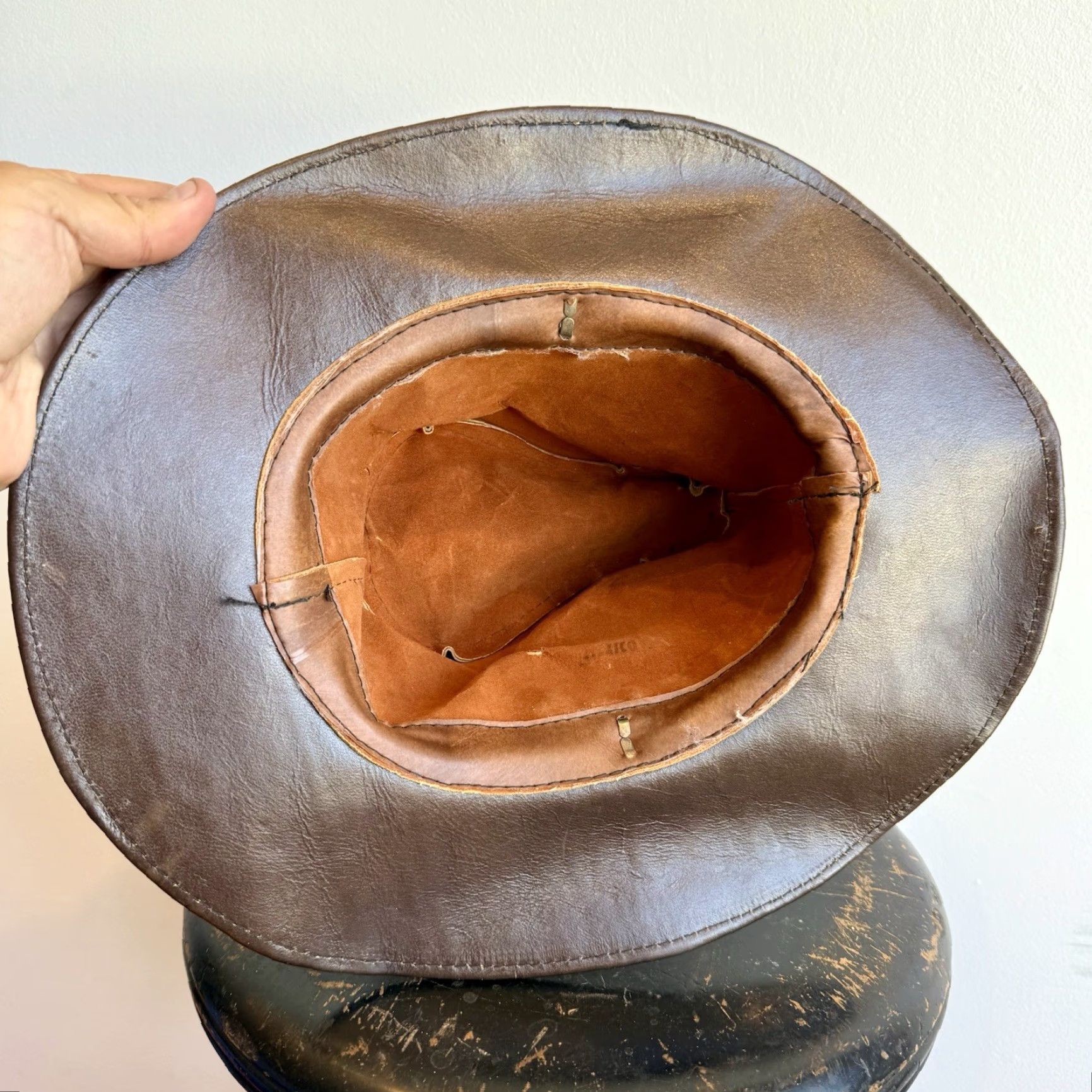 Vintage VINTAGE Cowboy Hat Leather 1970s HaT Size 7-7 1/8 Hippie Look Mens? Womens? Size ONE SIZE - 6 Thumbnail