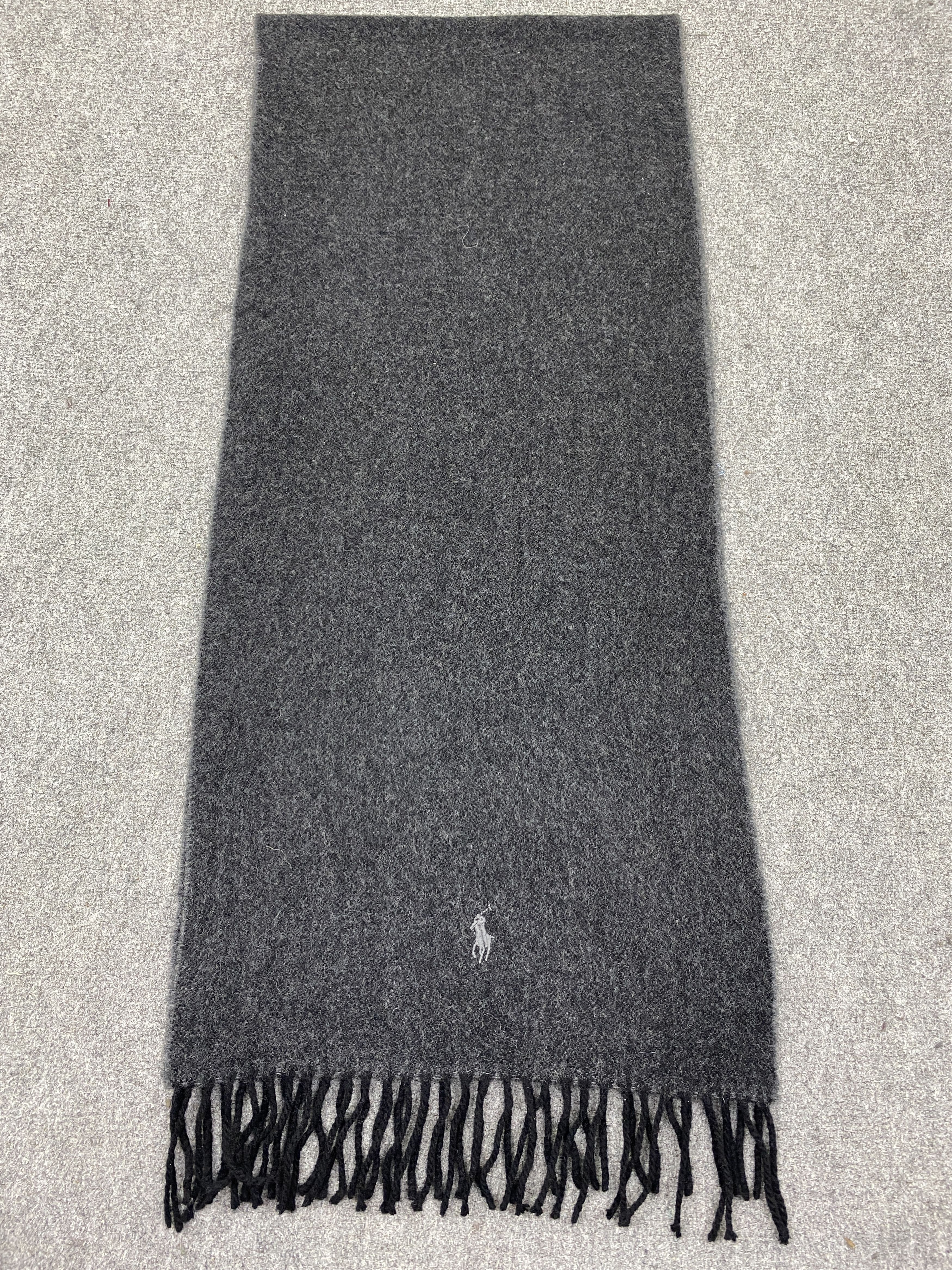 Polo Ralph Lauren Polo Ralph Lauren Grey Scarf / Muffler / Neckwear SC0091 Size ONE SIZE - 2 Thumbnail