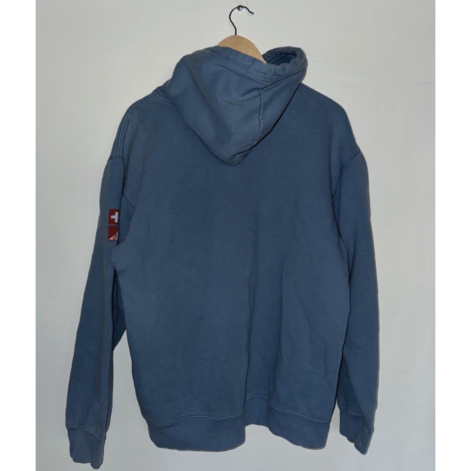 Mossimo VINTAGE Mossimo Hoodie Blue Large Mens Pullover Beach Surfing Ocean Rescue 23x25 - Size US L / EU 52-54 / 3 - 3 Thumbnail