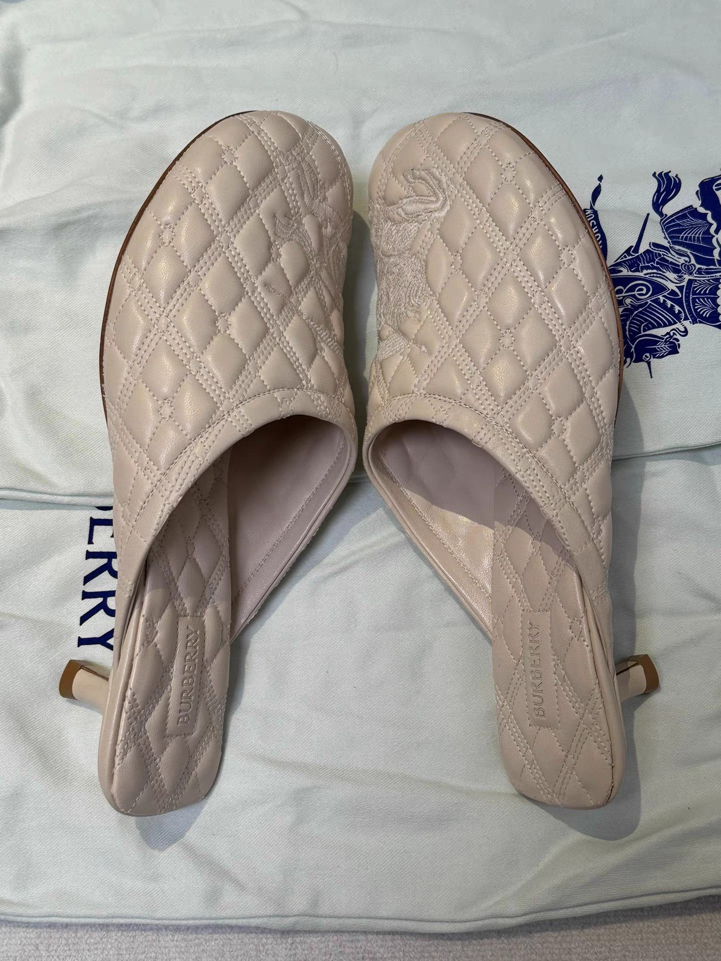 Burberry Burberry Nappa Leather Closed-Toe Slides K6 Size US 8 / IT 38 - 6 Thumbnail