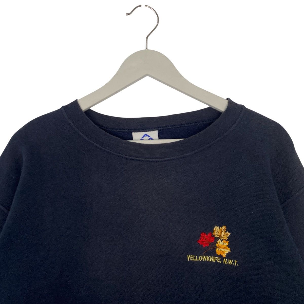 Other Vintage 90s Yellowknife Canada Sweatshirt Crewneck Navy Blue Size US S / EU 44-46 / 1 - 4 Thumbnail