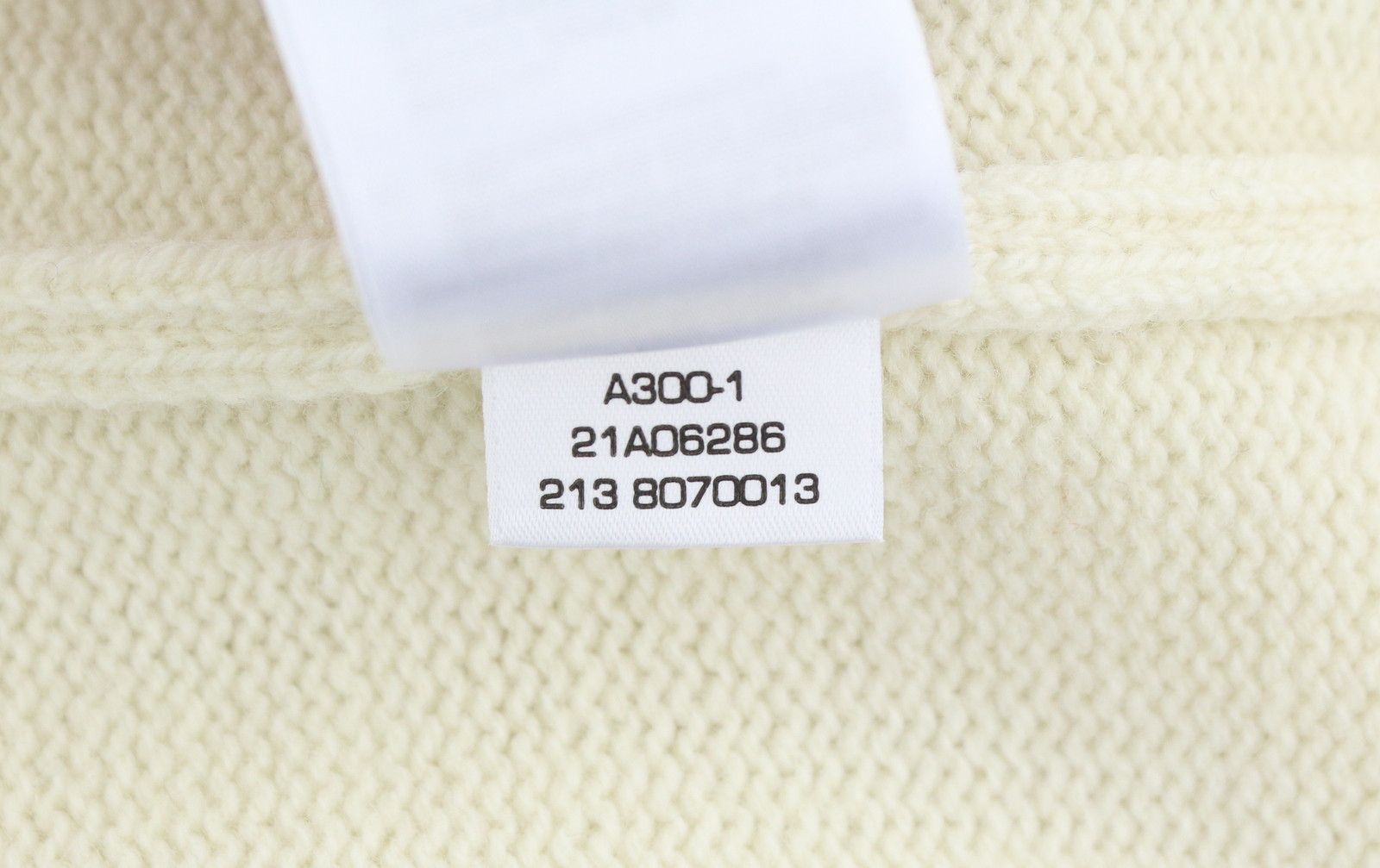 Gant TAG WOOL TURTLENECK L Cream Lambswool Jumper 87248 Size US L / EU 52-54 / 3 - 11 Thumbnail
