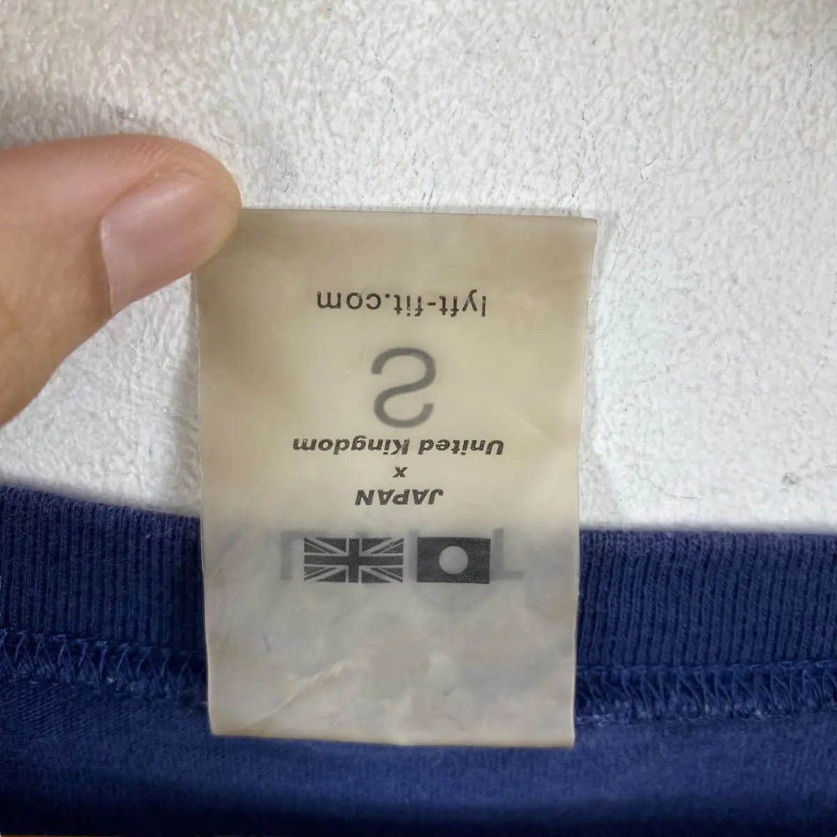 Japanese Brand LYFT Japan x United Kingdom Graphic Tee Shirt Small Size Size US S / EU 44-46 / 1 - 6 Thumbnail