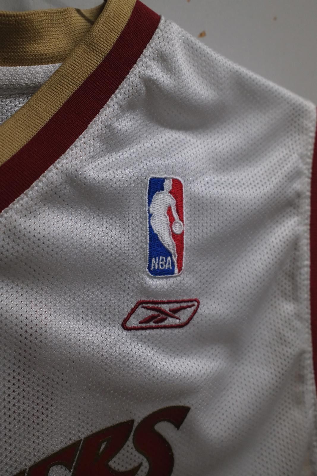 Reebok 04' Reebok Cleveland Cavaliers James #23 Basketball Jersey Size US M / EU 48-50 / 2 - 6 Thumbnail