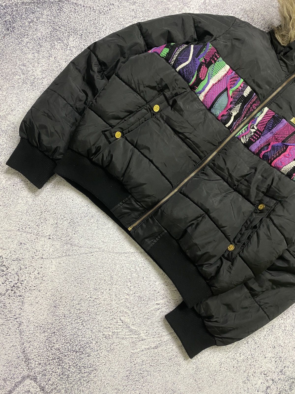 Rare Design Vintage Brand Coogi Puffer Jacket 2000s