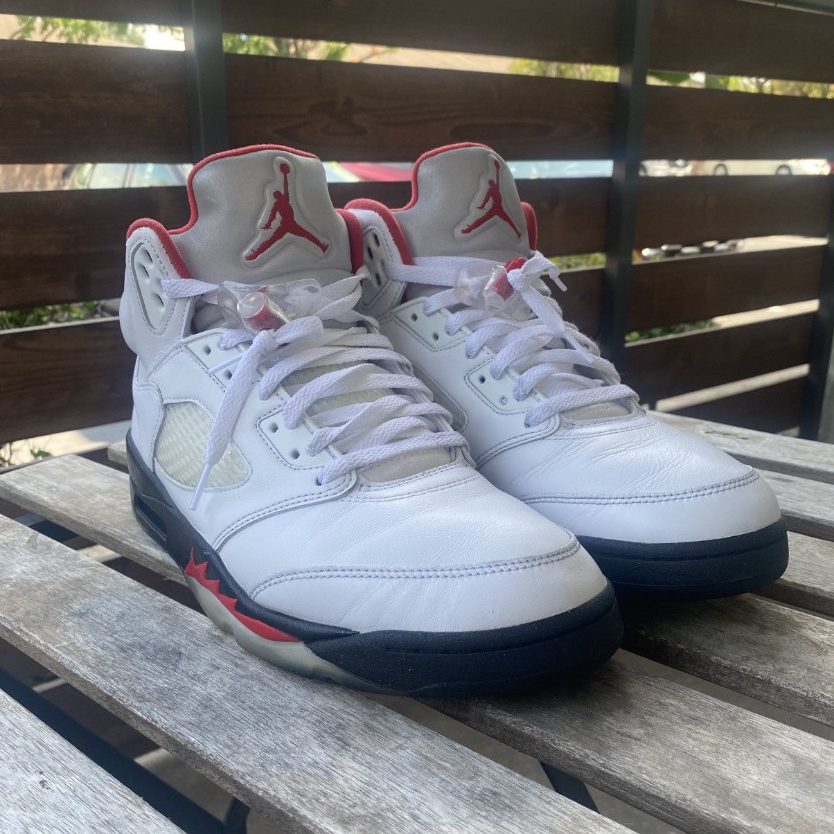 Jordan Brand Jordan 5 Retro ‘Fire Red’ Silver Tongue 2020 Size US 11 / EU 44 - 3 Thumbnail