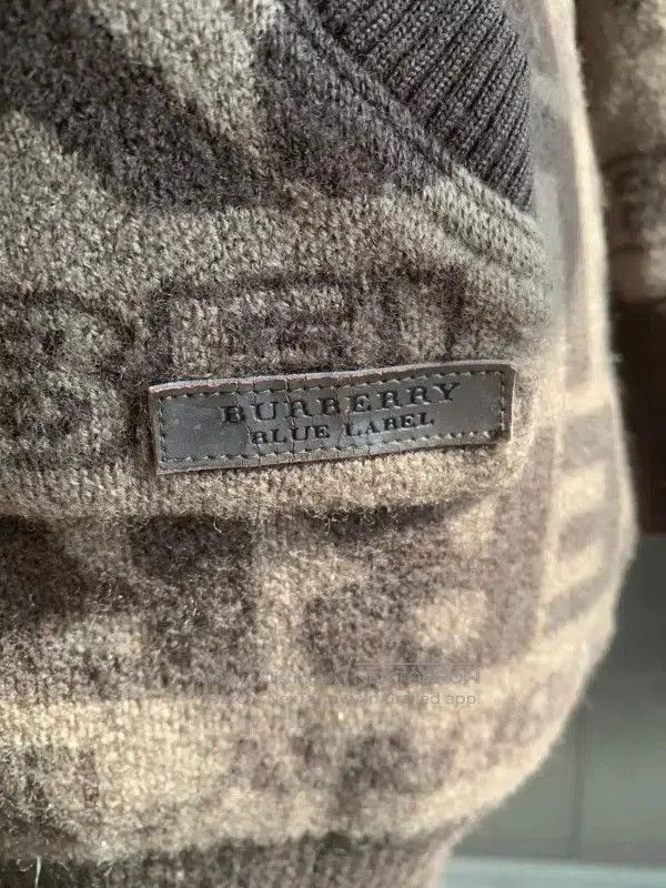 Burberry Burberry Brown Wool Hooded Sweatshirt for Women. Size M / US 6-8 / IT 42-44 - 3 Thumbnail