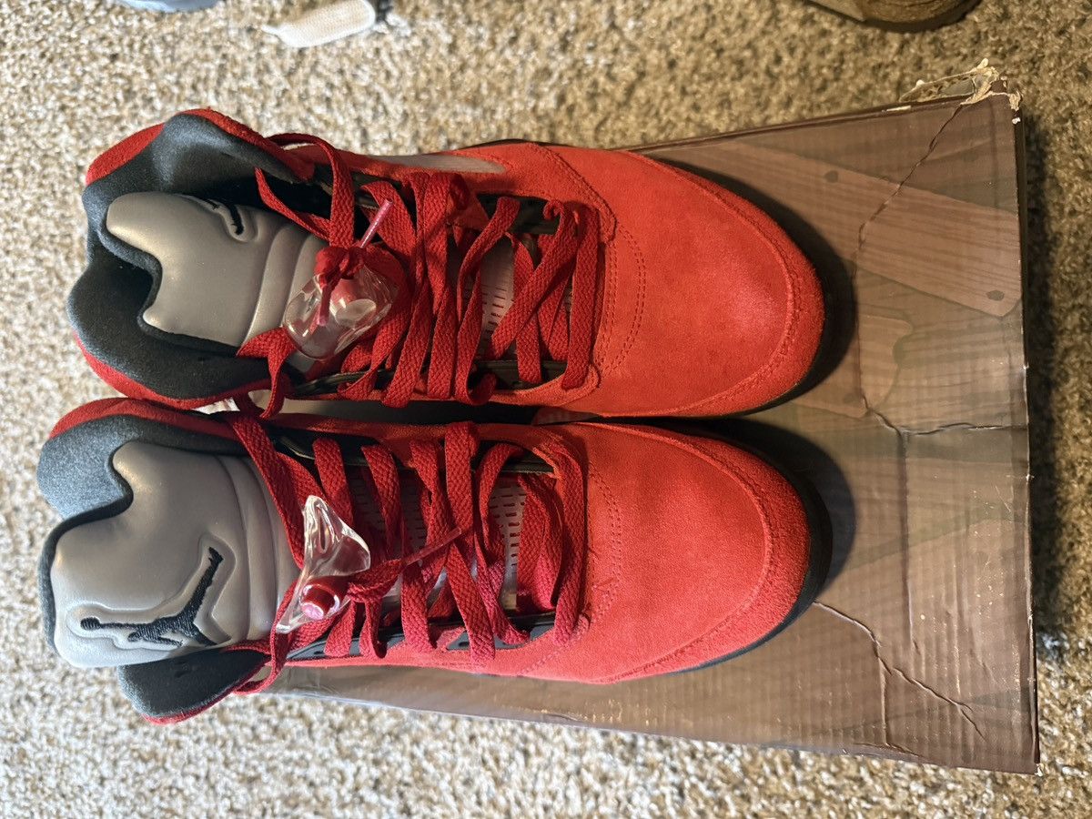 Jordan Brand Raging Bull Jordan 5 Retro Size US 9 / EU 42 - 6 Thumbnail