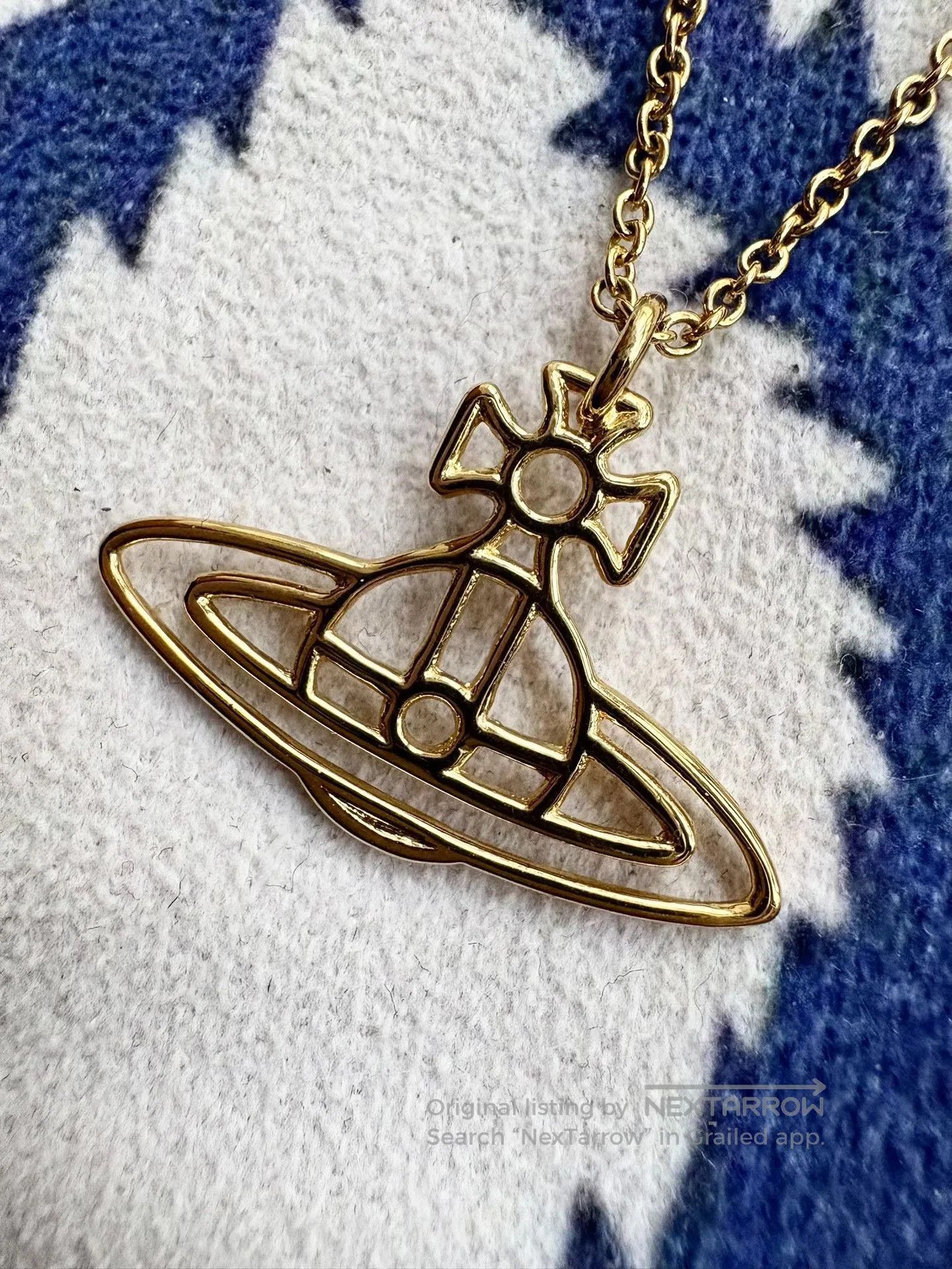 Vivienne Westwood Vivienne Westwood Vintage Gold Saturn Necklace. Size ONE SIZE - 2 Thumbnail