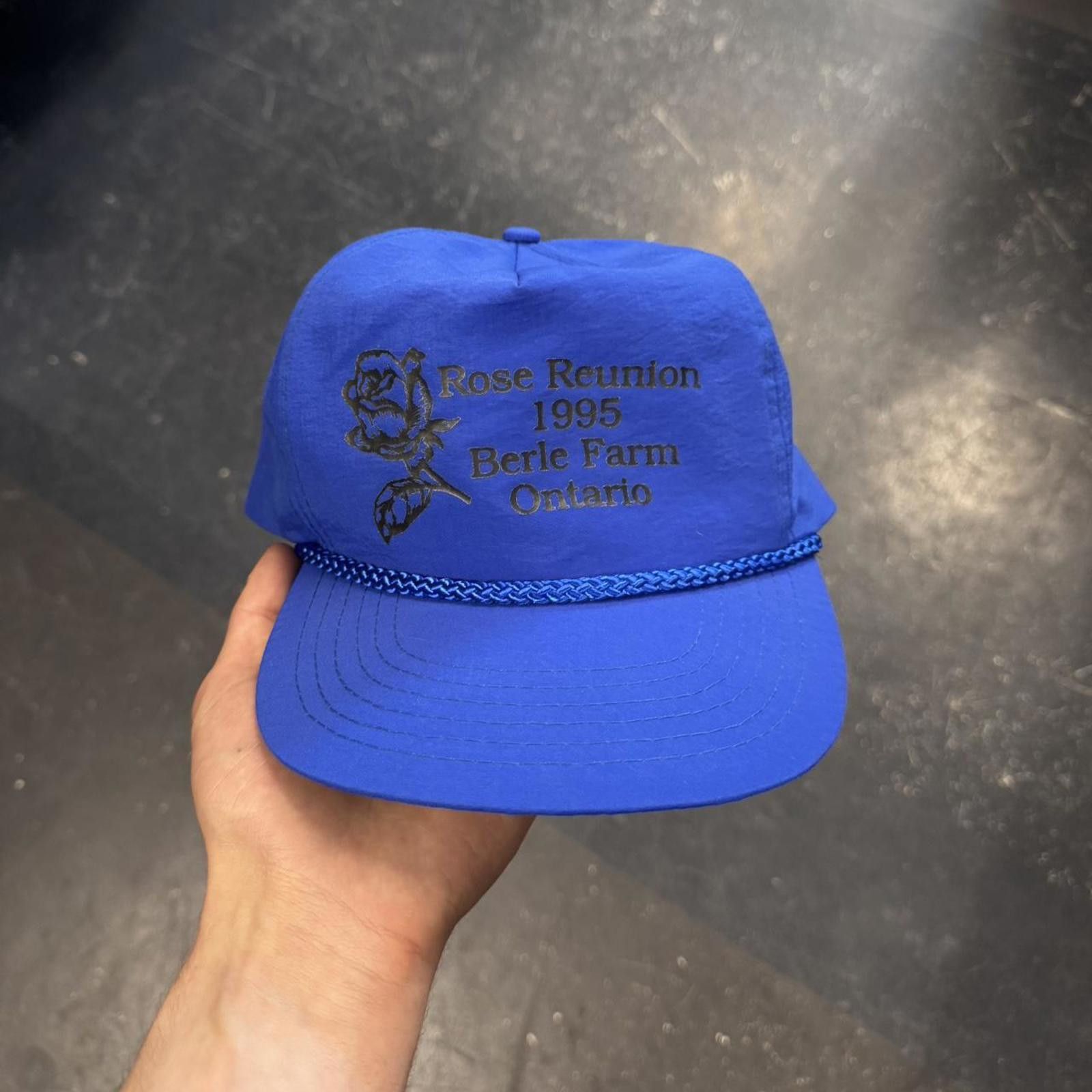Vintage 1995 Rose Reunion Hat Size ONE SIZE - 1 Thumbnail