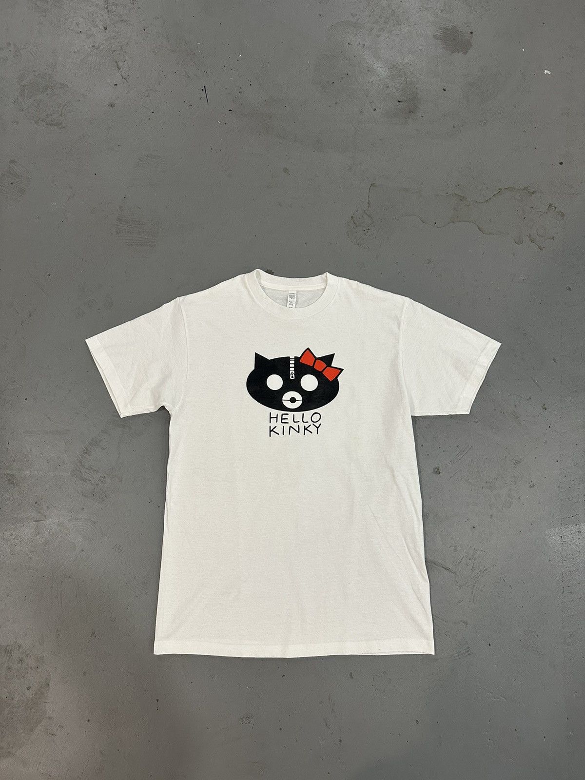 Other Gorillaz 2-D hello kinky shirt Size US L / EU 52-54 / 3 - 1 Thumbnail