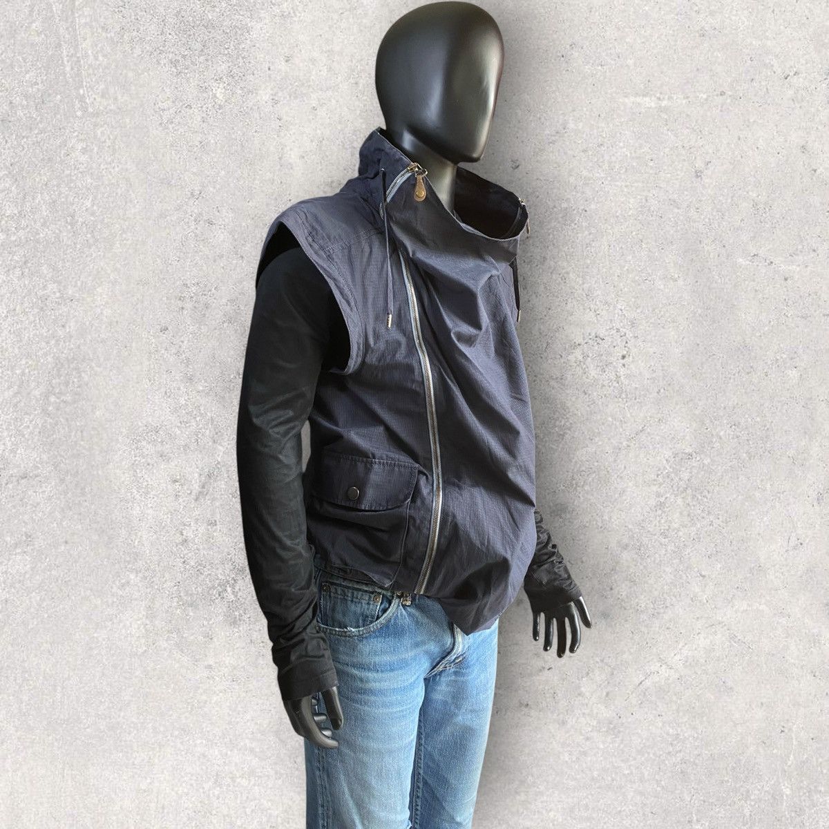 Vivienne Westwood Vivienne Westwood Double Zip Asymmetric Vest Size US M / EU 48-50 / 2 - 7 Thumbnail