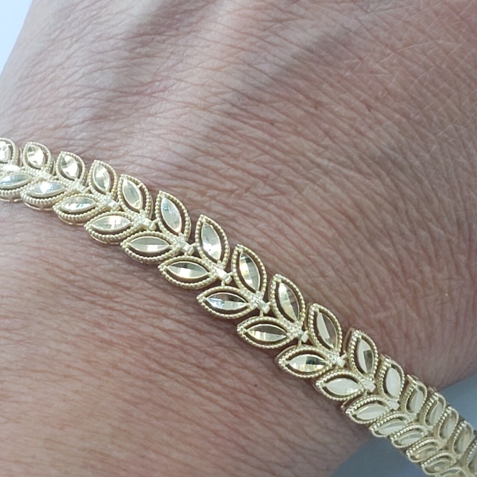 The Unbranded Brand real 14k gold bracelet adjustable Size ONE SIZE - 5 Thumbnail