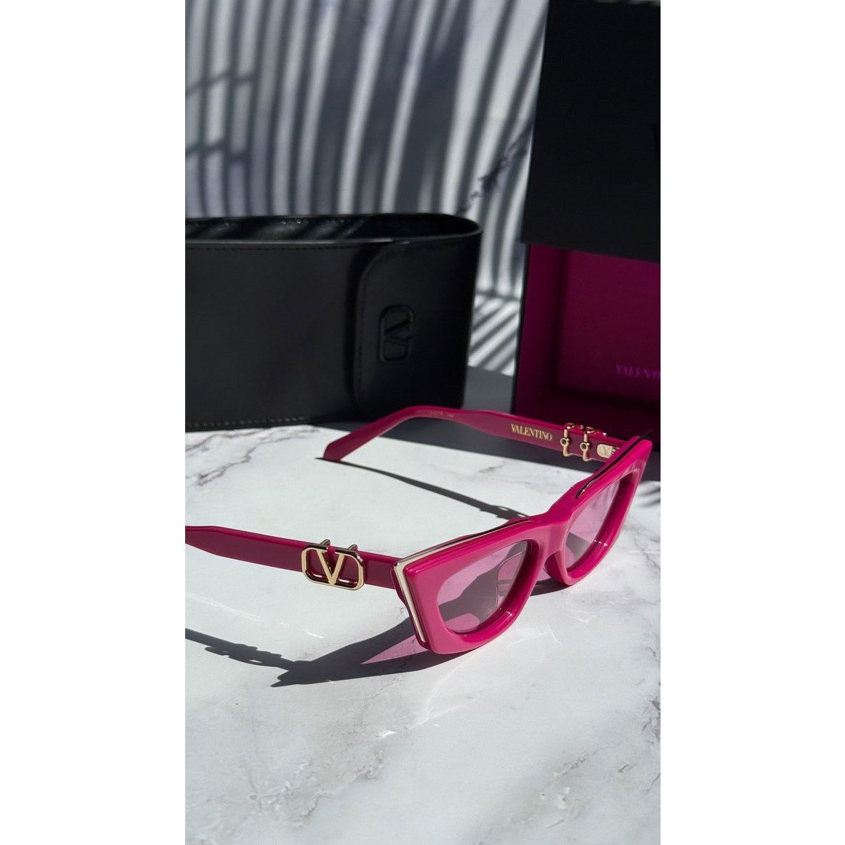 Valentino NEW Valentino V-Goldcut VLS113-C Pink Cat Eye Sunglasses Size ONE SIZE - 5 Thumbnail