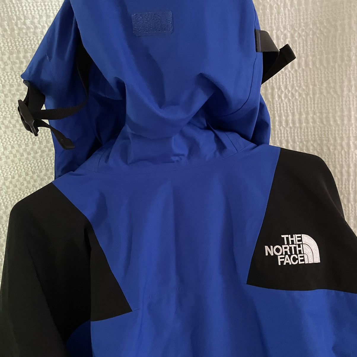 The North Face 1994 Retro Mountain Light FUTURELIGHT™ Jacket Men's Medium Size US L / EU 52-54 / 3 - 4 Thumbnail