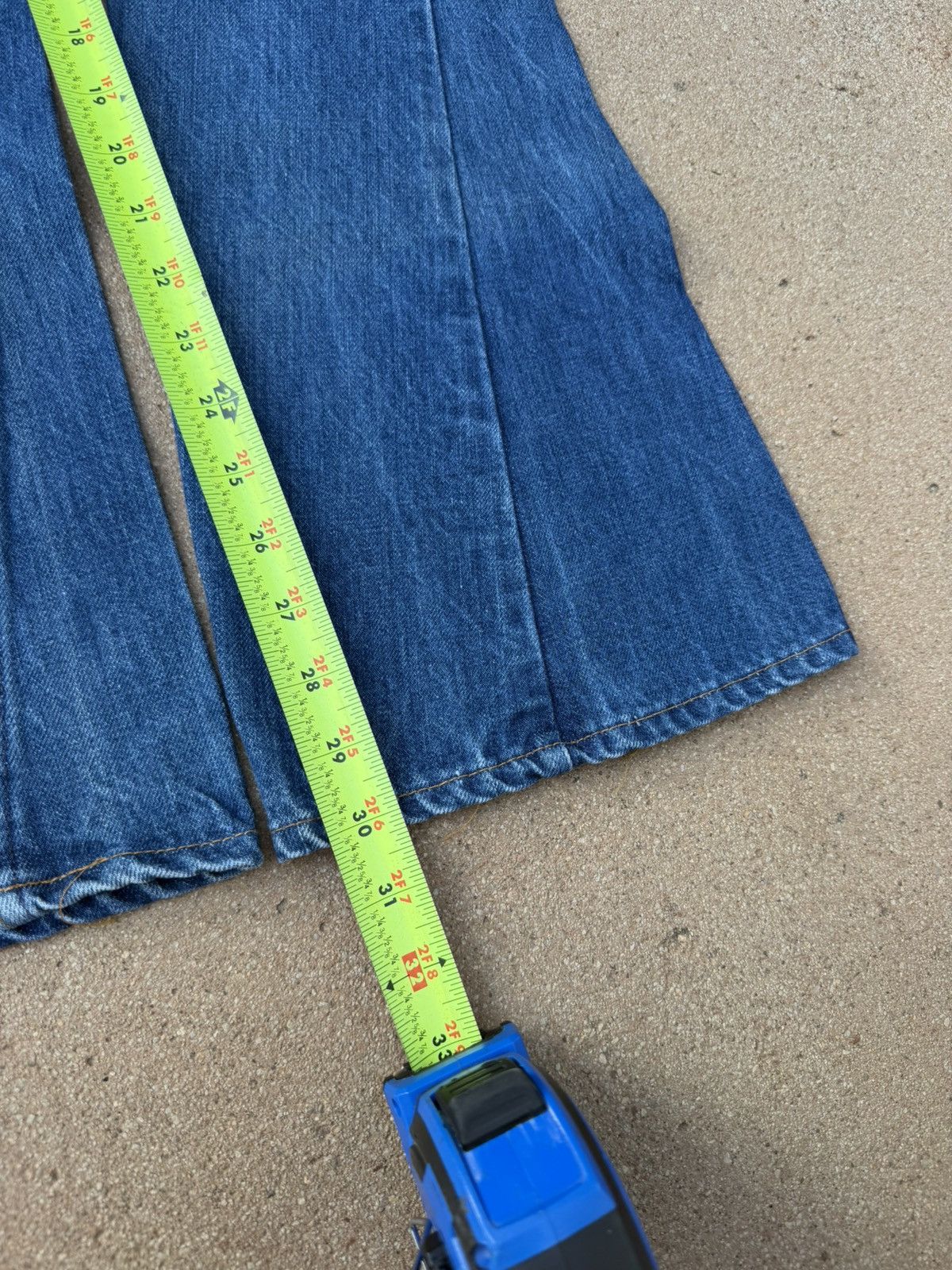 Levi's Vtg 70’s Levi’s 646 Orange Tab Bellbottom Flare Jeans 29x30 Size US 29 - 10 Thumbnail