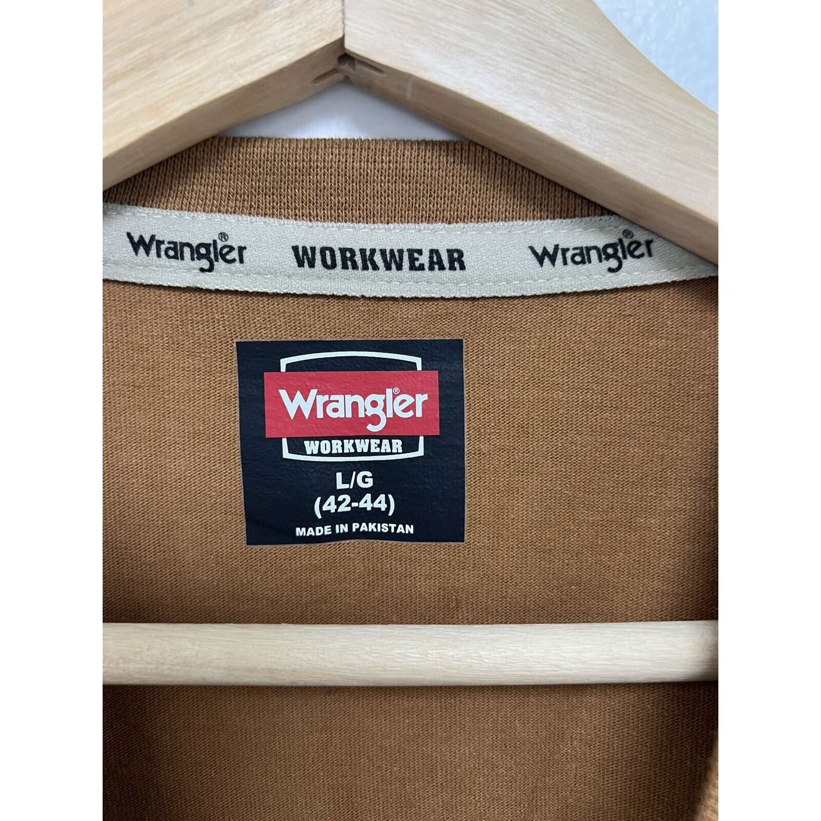 Wrangler Wrangler Work Wear Short Sleeve Brown Size L A001991 Size US L / EU 52-54 / 3 - 6 Thumbnail
