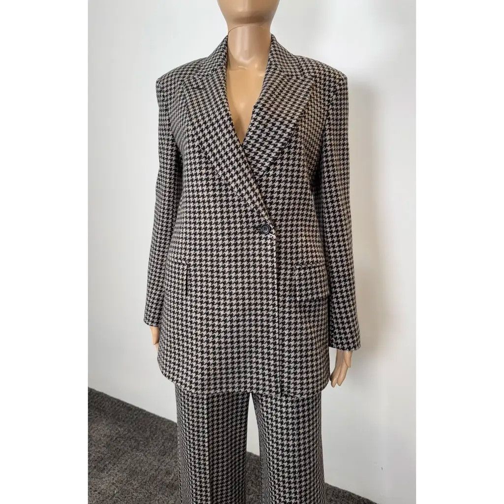 Max Mara Suit, Max Mara Size 36" / US 14 / IT 50 - 8 Thumbnail