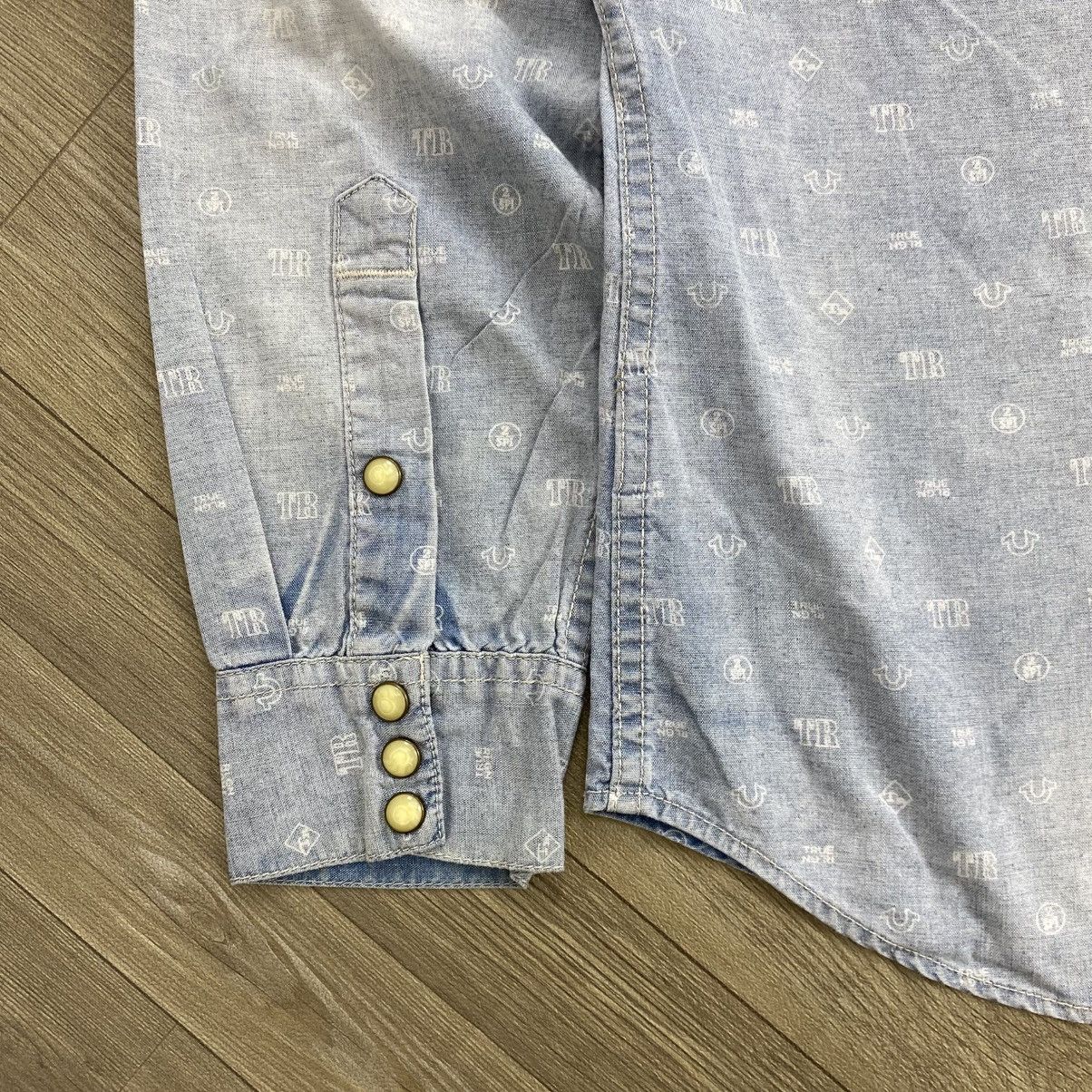 Japanese Brand Vintage True Religion Monogram Print Logo Faded Denim Shirt Size US M / EU 48-50 / 2 - 11 Thumbnail