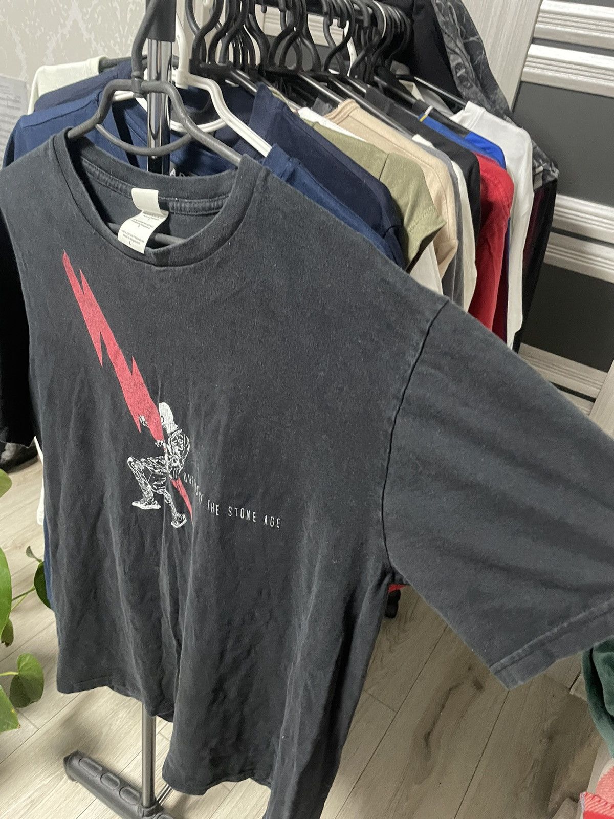 Band Tees × Vintage Vintage 00s Queens Of The Stone Age T Shirt Black Tee Size US L / EU 52-54 / 3 - 3 Thumbnail