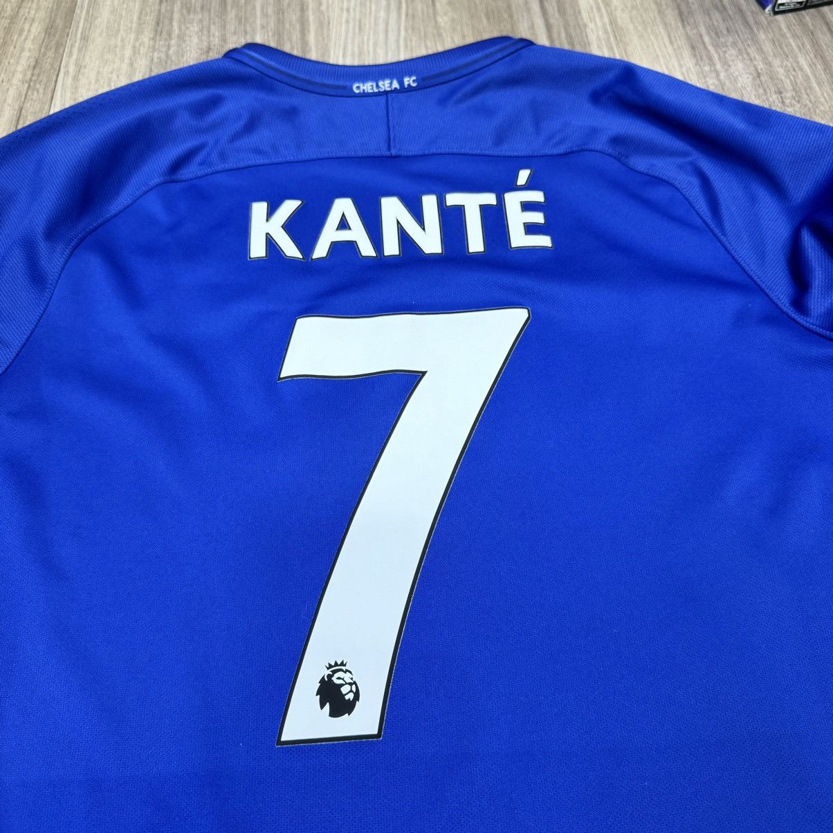 Nike Chelsea 17/18 home shirt #7 Kante Size US L / EU 52-54 / 3 - 4 Thumbnail