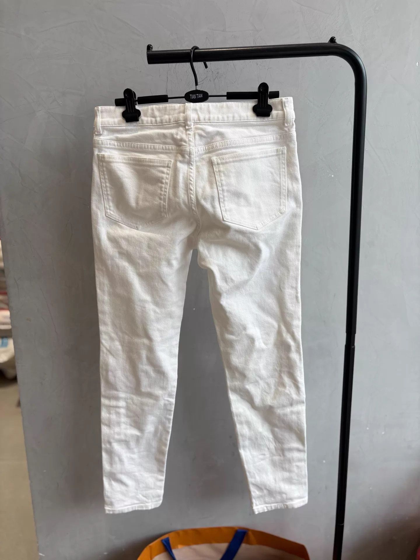 Chanel CHANEL Low Waist White Jeans 38 Mint Size 27" / US 4 / IT 40 - 5 Thumbnail