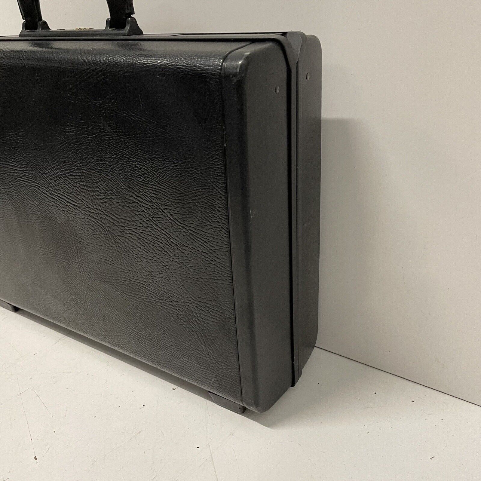 Samsonite Samsonite Quantum Black Attache Briefcase W/ Combo Lock Bag Size ONE SIZE - 6 Thumbnail