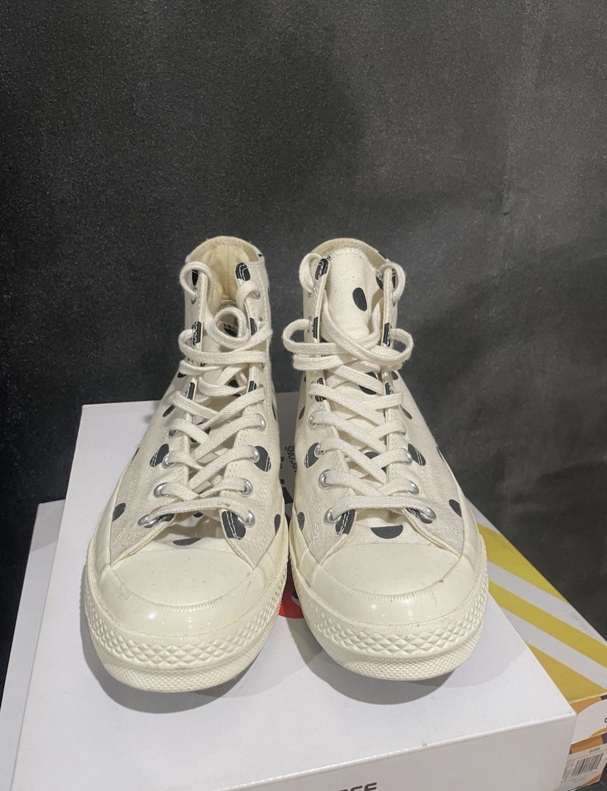 Converse Converse Comme des Garcons High Top White Polka Dot Size 11 Size US 11 / EU 44 - 2 Thumbnail