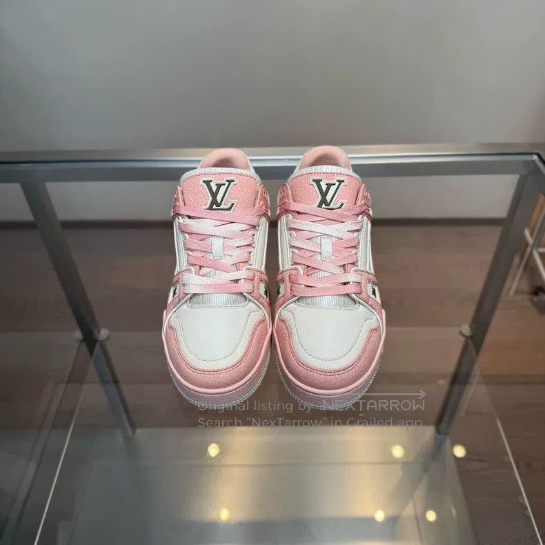 Louis Vuitton Louis Vuitton Trainer's New Litchi Peel White Powder shoes Size US 4 / IT 34 - 2 Thumbnail