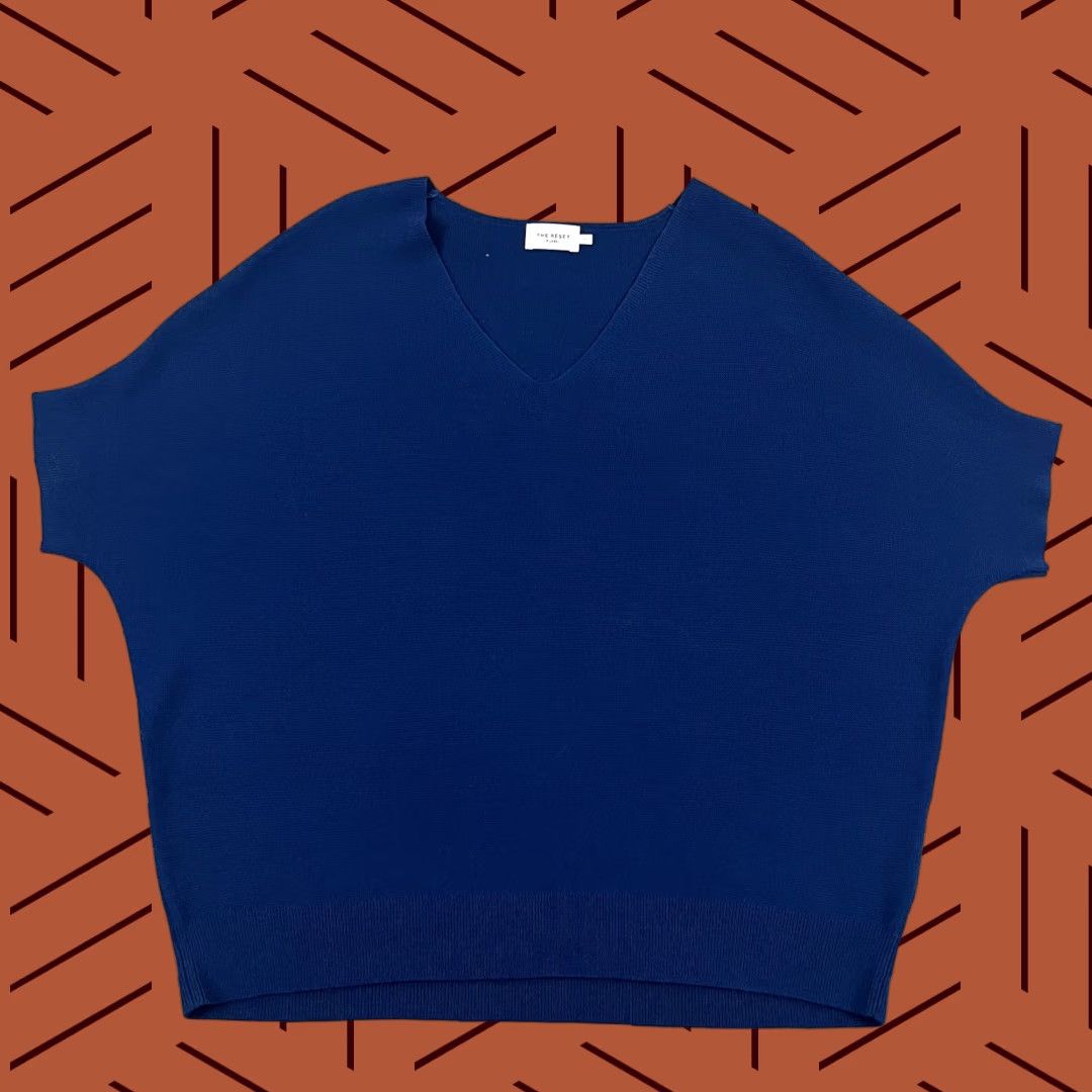Vintage VINTAGE The Reset R Brand Women's Sweater Knit Pullover L/XL Blue V-Neck Dolman Sleeve Fall Winter Casual Size XL / US 12-14 / IT 48-50 - 1 Thumbnail