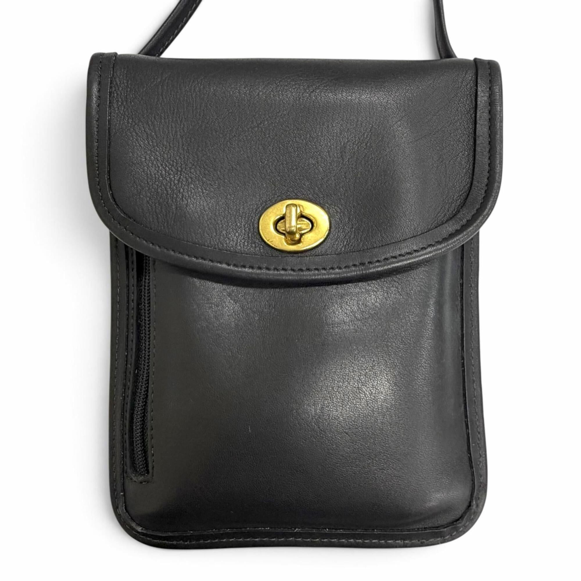 Coach COACH Vintage 6908 Glove Leather Old Coach Turnlock Tourist Pouch Shoulder Bag Black Women's Size ONE SIZE - 1 Thumbnail