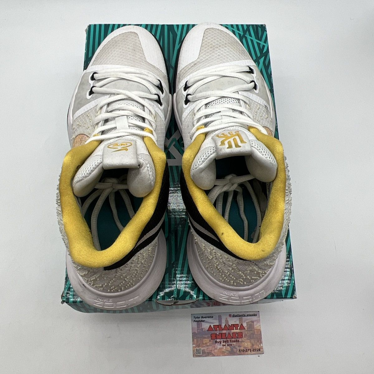 Nike Kyrie 3 NF Size US 10 / EU 43 - 7 Thumbnail