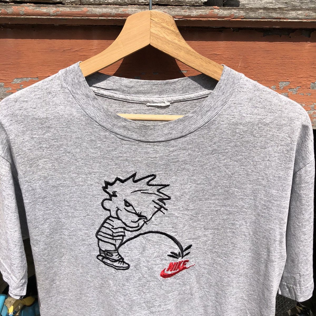 Vintage Vintage 90s Nike Calvin Piss Tshirt Size US M / EU 48-50 / 2 - 5 Thumbnail