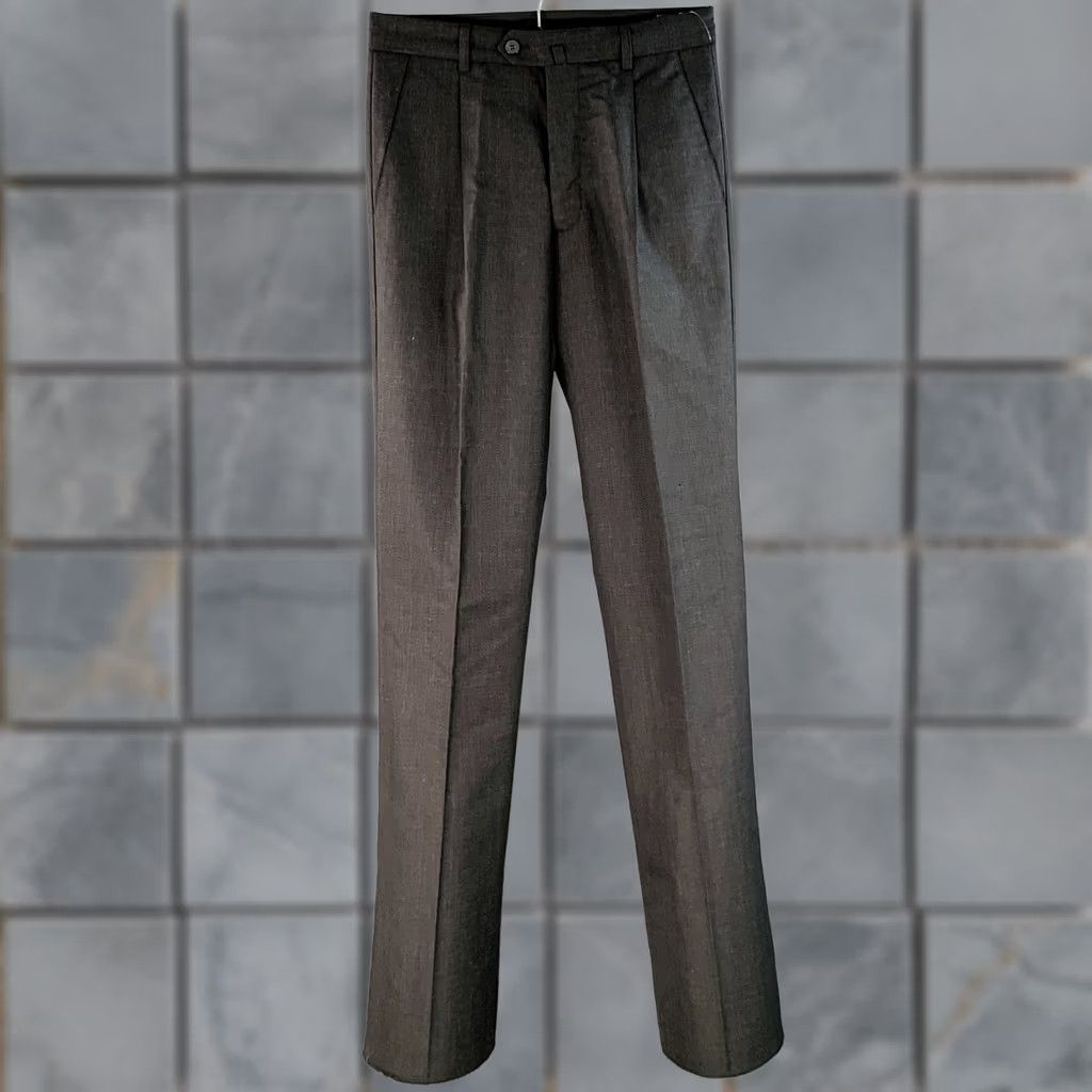 Vintage AGNÈS B. Men's Size 28 Grey Charcoal Wool Pleated Tapered Dress Pants Size US 28 / EU 44 - 1 Thumbnail