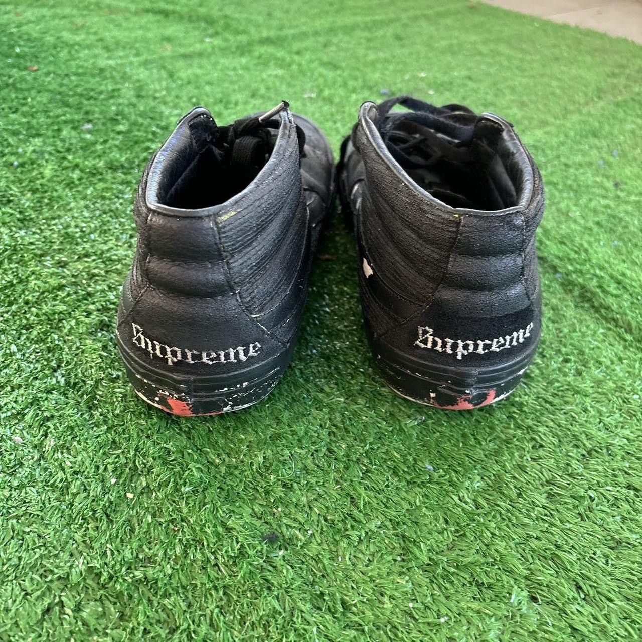 Supreme × Vans Supreme Vans Sk8-Mid Crocodile spray painted black blackout Size US 9 / EU 42 - 6 Thumbnail