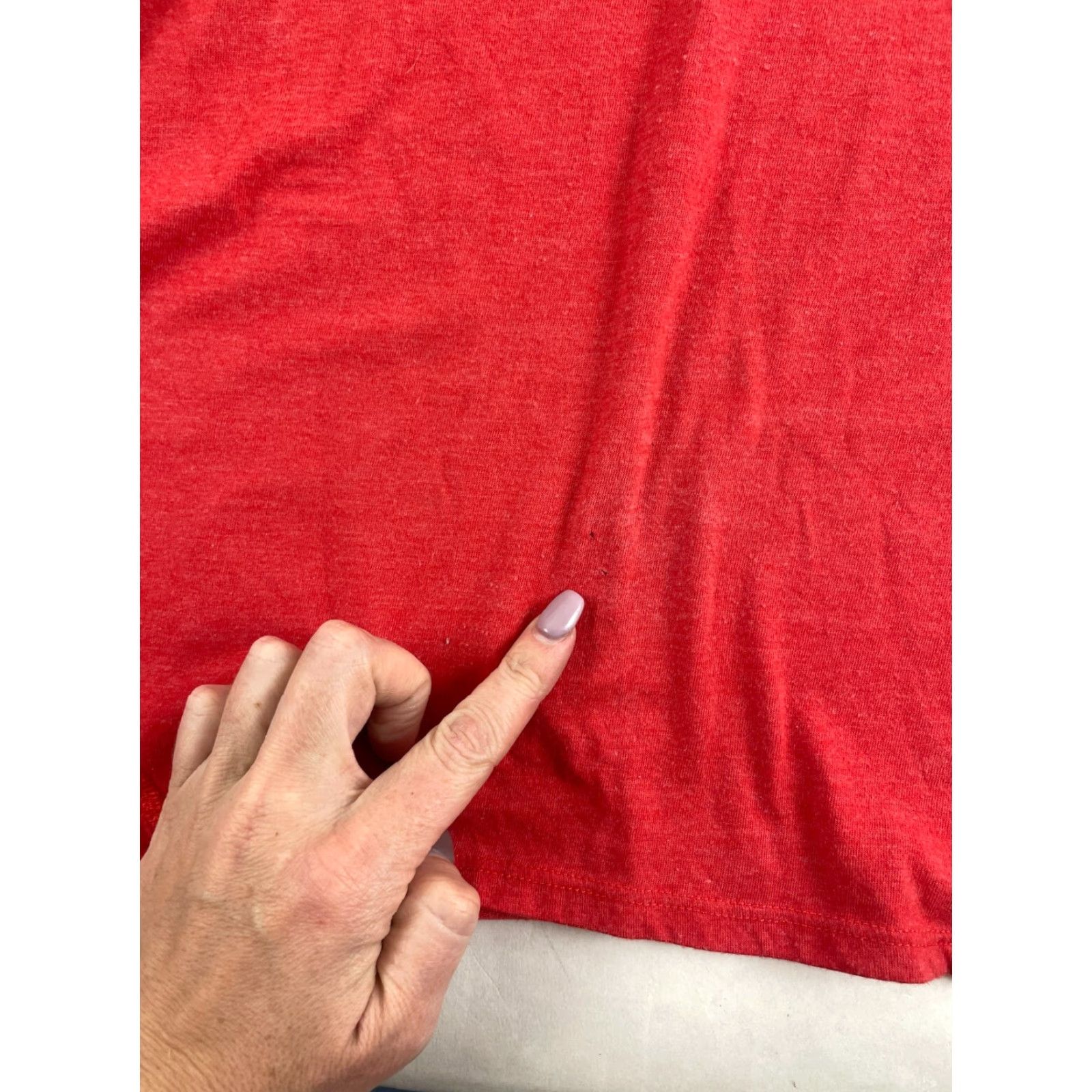 Tommy Hilfiger Tommy Hilfiger T-Shirt Women's L Red White Stripes Round Neck Short Sleeve Casual Modern Basic Shirts Womens Size L / US 10 / IT 46 - 8 Thumbnail