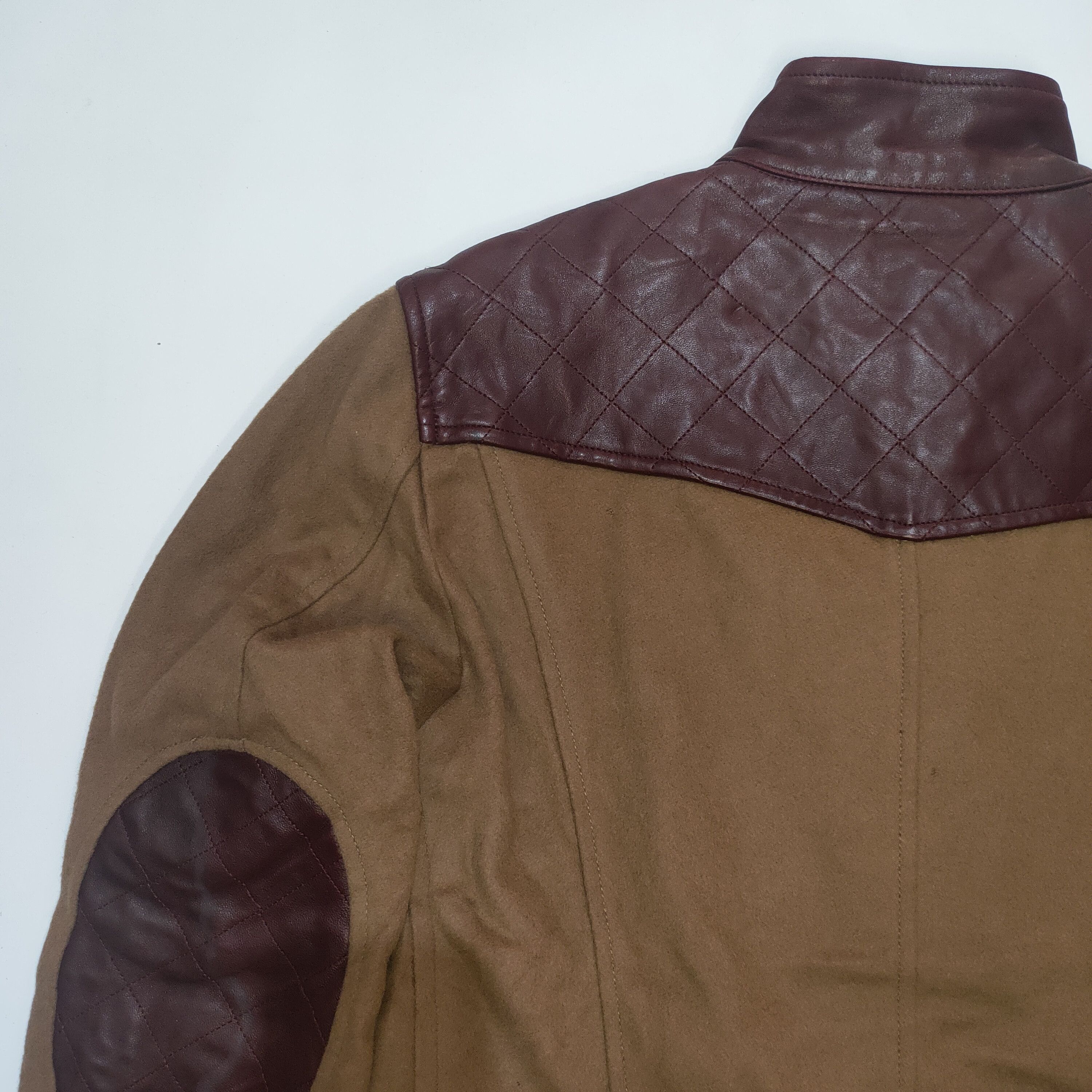 Dolce & Gabbana Dolce & Gabbana jacket combines canvas and leather accents. Size US S / EU 44-46 / 1 - 21 Thumbnail