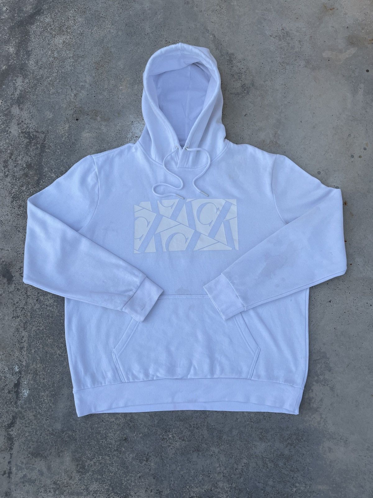 Calvin Klein Calvin Klein Front Logo Pullover Hoodie Size US XL / EU 56 / 4 - 1 Thumbnail