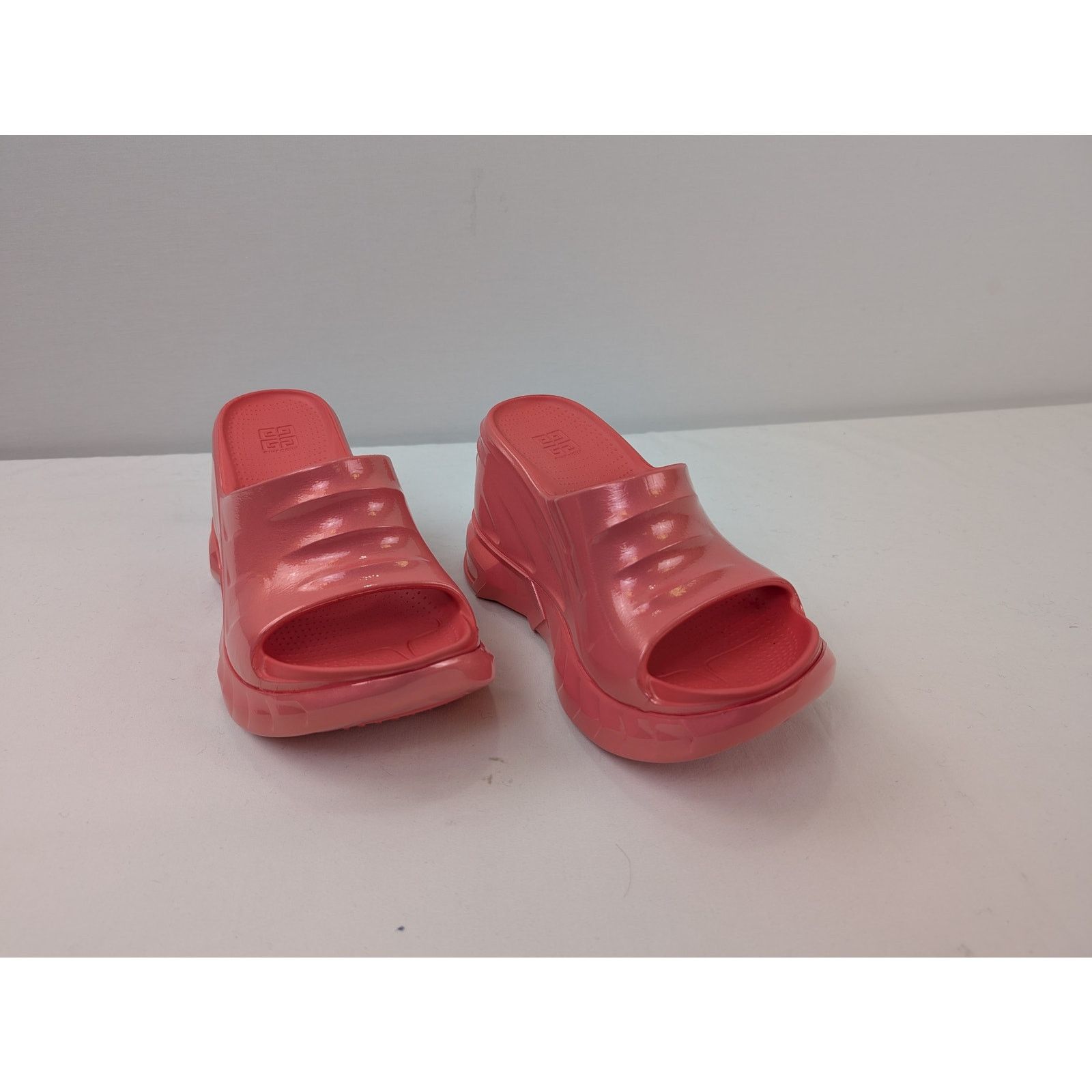 Givenchy o1rshd1 Marshmallow Sandals in Coral Size US 7 / IT 37 - 7 Thumbnail