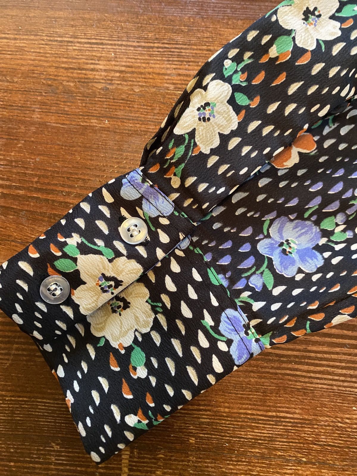 Retrofit × Vintage Vintage 60s/70s Kmart Flowers All Over Polyester Button Up Size M / US 6-8 / IT 42-44 - 14 Thumbnail