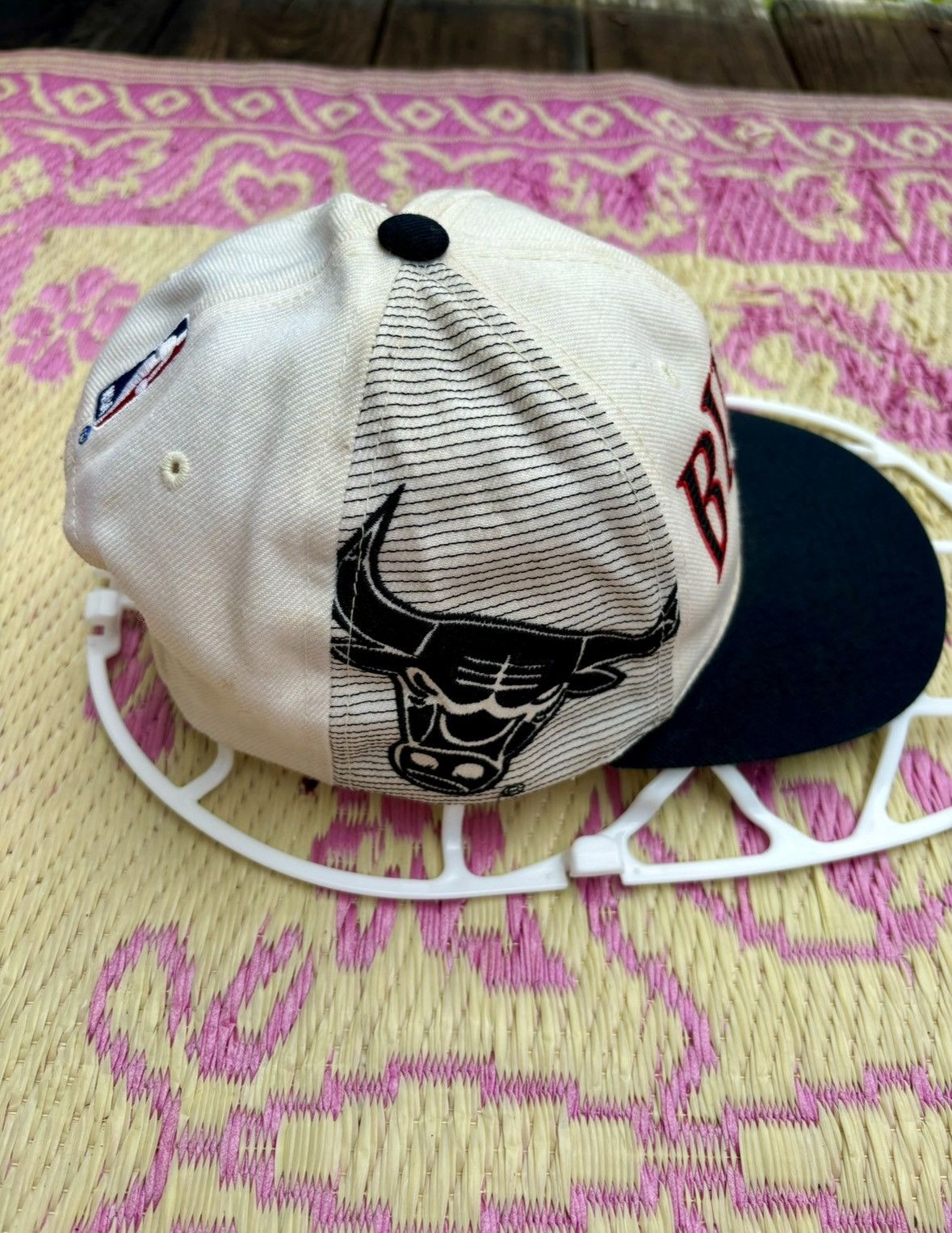NBA Chicago Bulls Shadow Sports Specialties Vintage Snapback Hat Size ONE SIZE - 2 Thumbnail