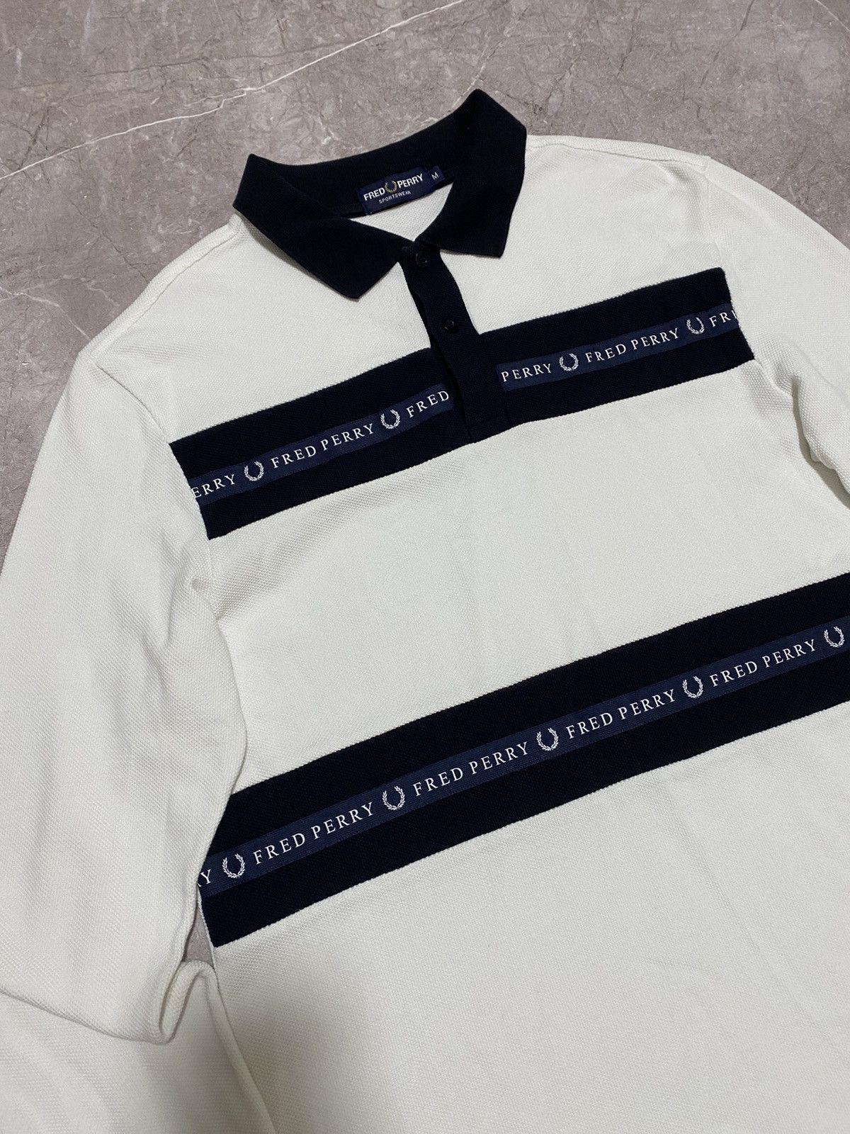 Fred Perry Vintage Y2K Sportswear Fred Perry Long Sleeve Polo T Shirt Size US M / EU 48-50 / 2 - 3 Thumbnail