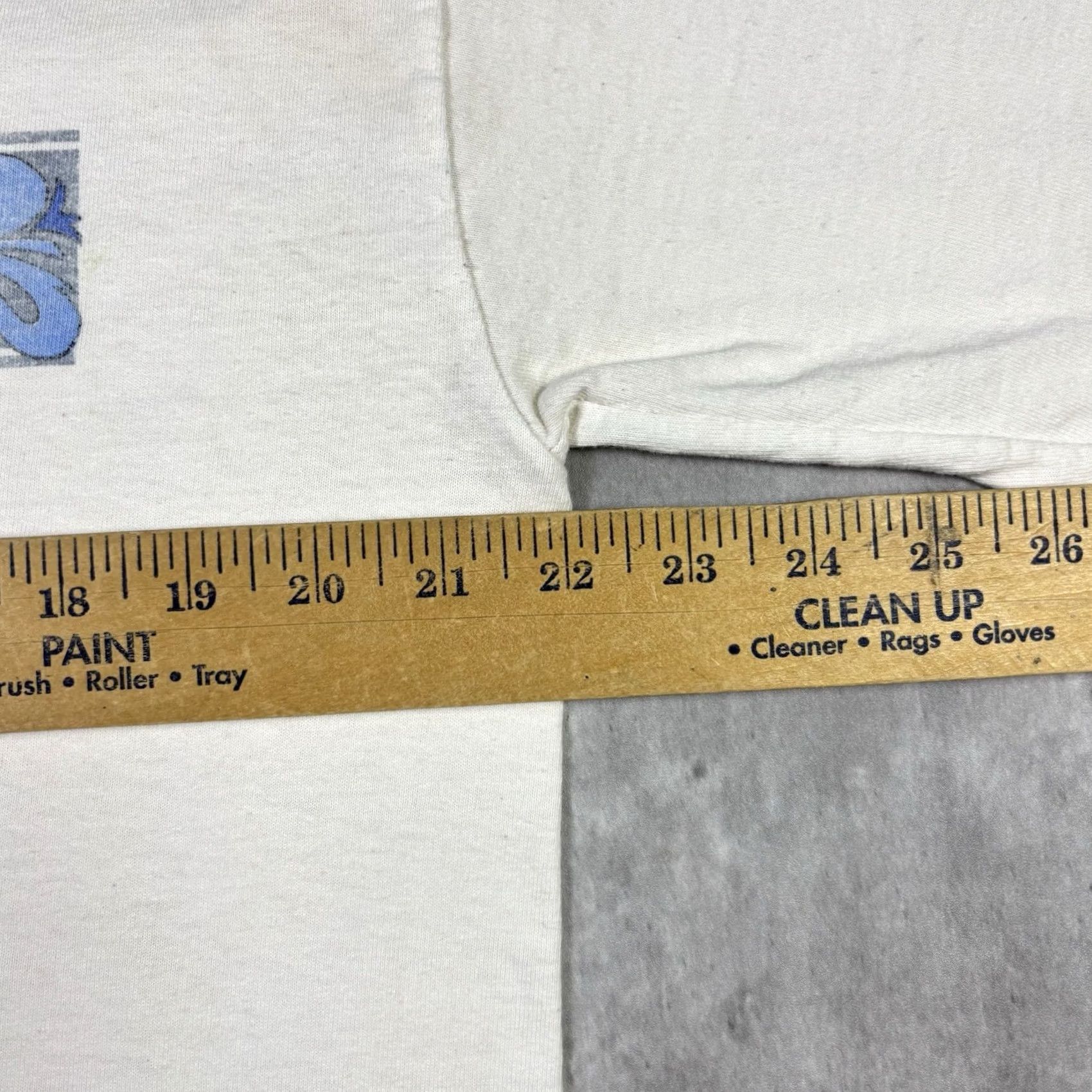 Vintage VINTAGE Saloon Bar Bert Long Sleeve T Shirt Distressed 2000s Adult Large Shirt Mens White 80s Slimming Size US L / EU 52-54 / 3 - 4 Thumbnail