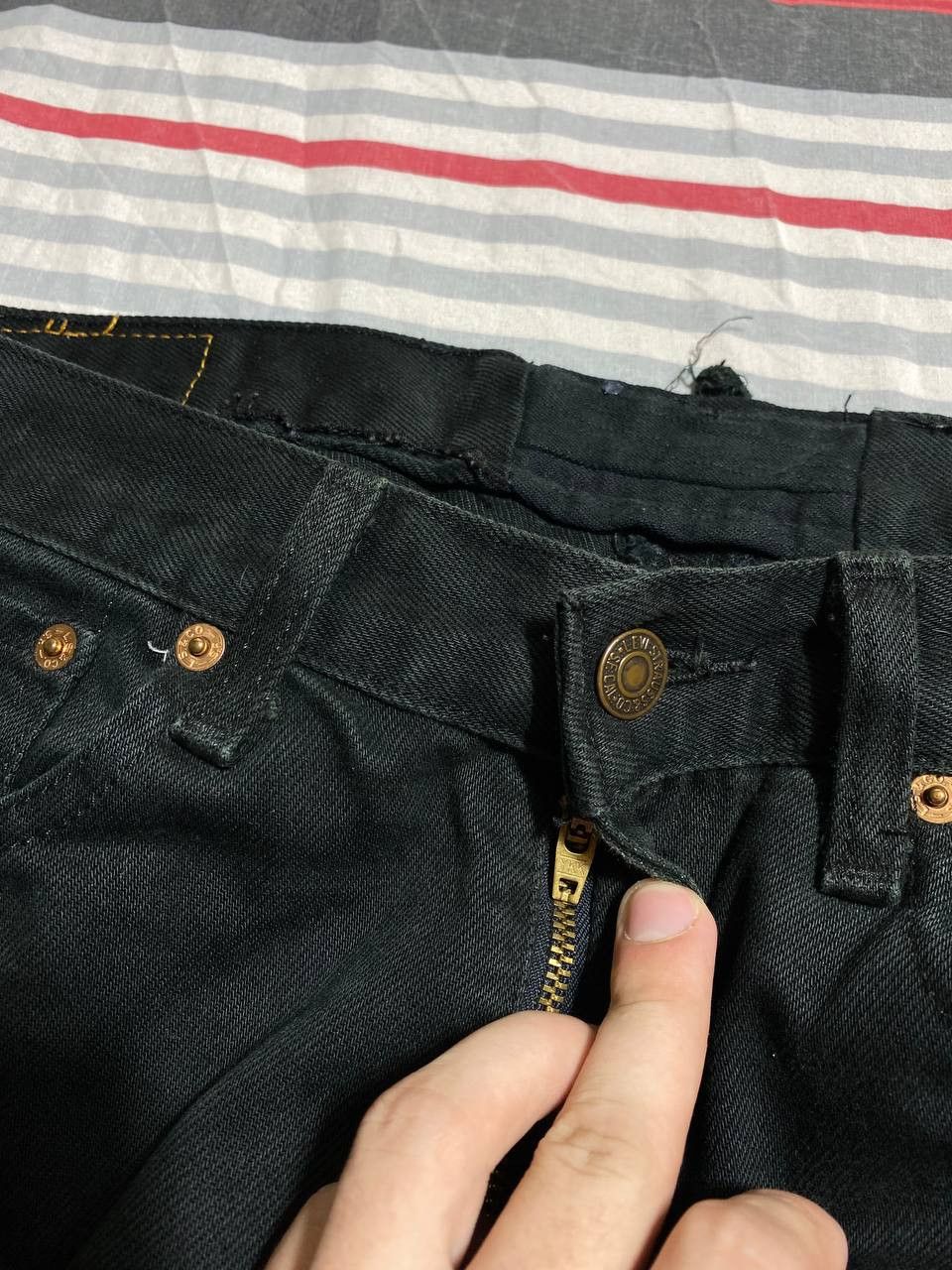 Levi's × Vintage VINTAGE 2002 LEVI'S 751 BOOT CUT DENIM JEANS Size US 32 / EU 48 - 12 Thumbnail