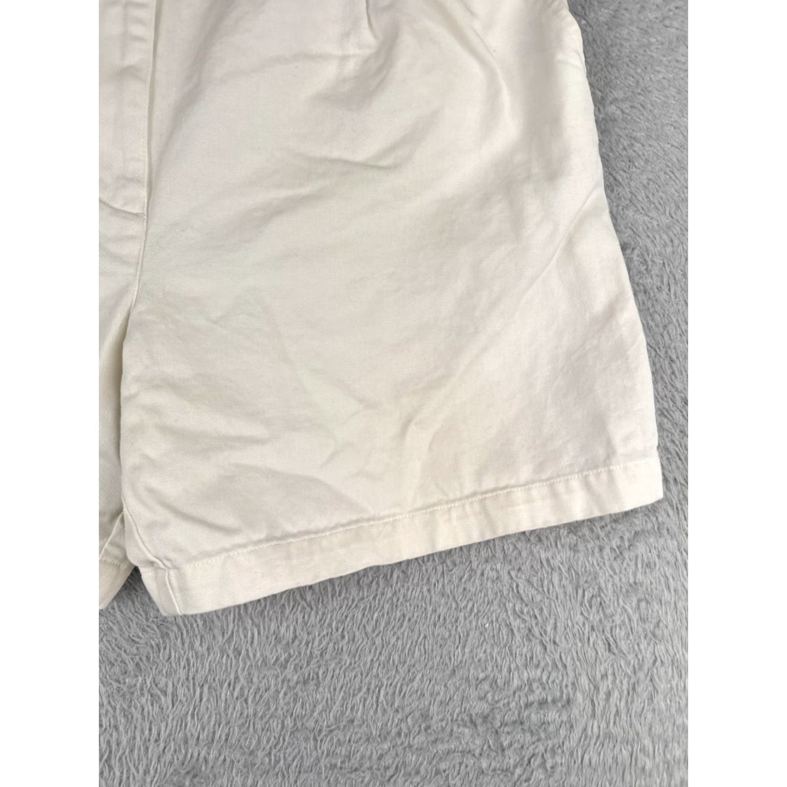 Ralph Lauren Lauren Ralph Lauren Shorts Women 12 White Twill Chino High Rise 31in Waist 6in Inseam Casual Activewear Summer 12 Womens Size 34" / US 12 / IT 48 - 2 Thumbnail