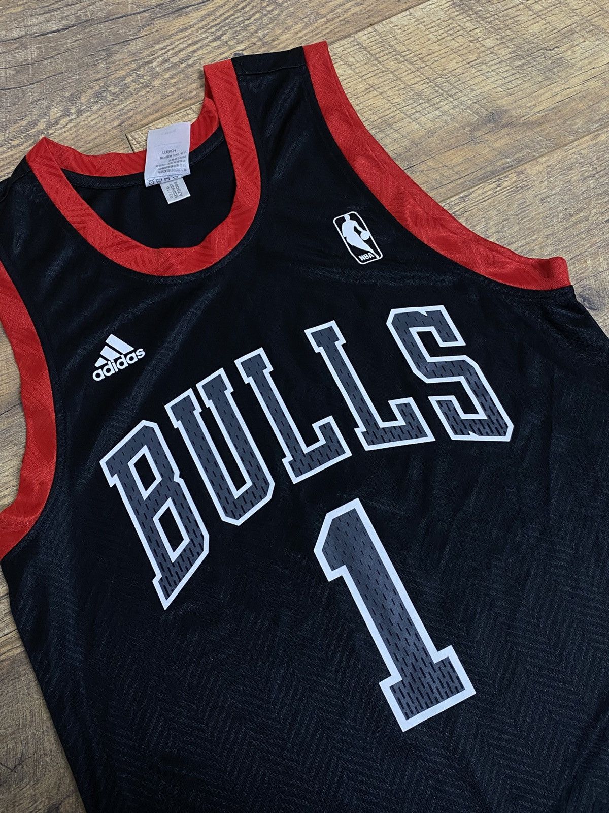 Adidas Very Rare Vtg Adidas Bulls #1 Rose Swingman Jersey M Size US M / EU 48-50 / 2 - 5 Thumbnail