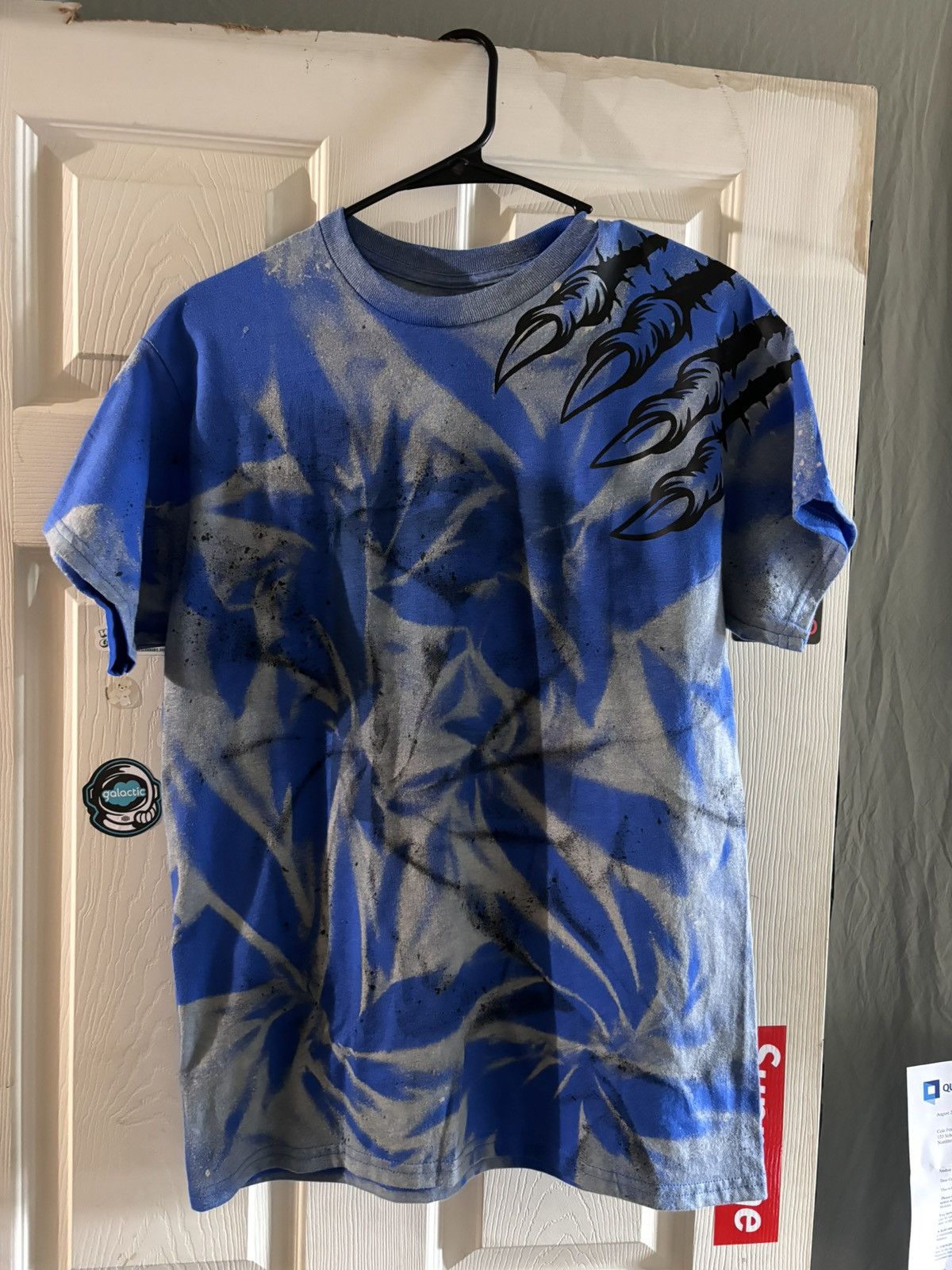 Gildan Customized tee shirt Size US M / EU 48-50 / 2 - 3 Thumbnail